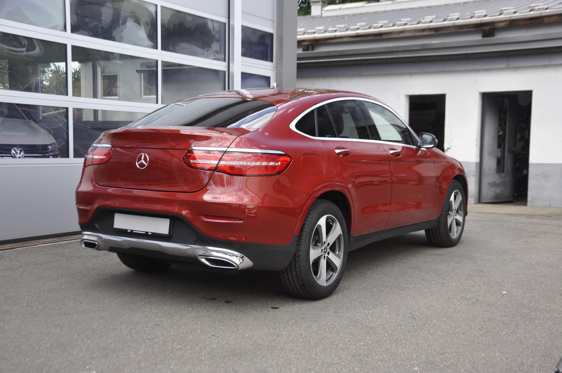 MERCEDES-BENZ GLC Coupé 250 d Exclusive 4Matic 9G-Tronic-image-2