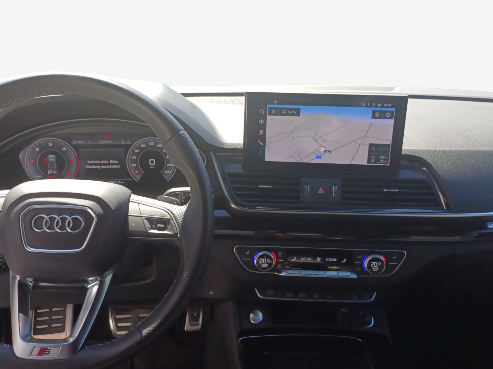 AUDI Q5 40 TDI Black Edition quattro S-tronic-image-8
