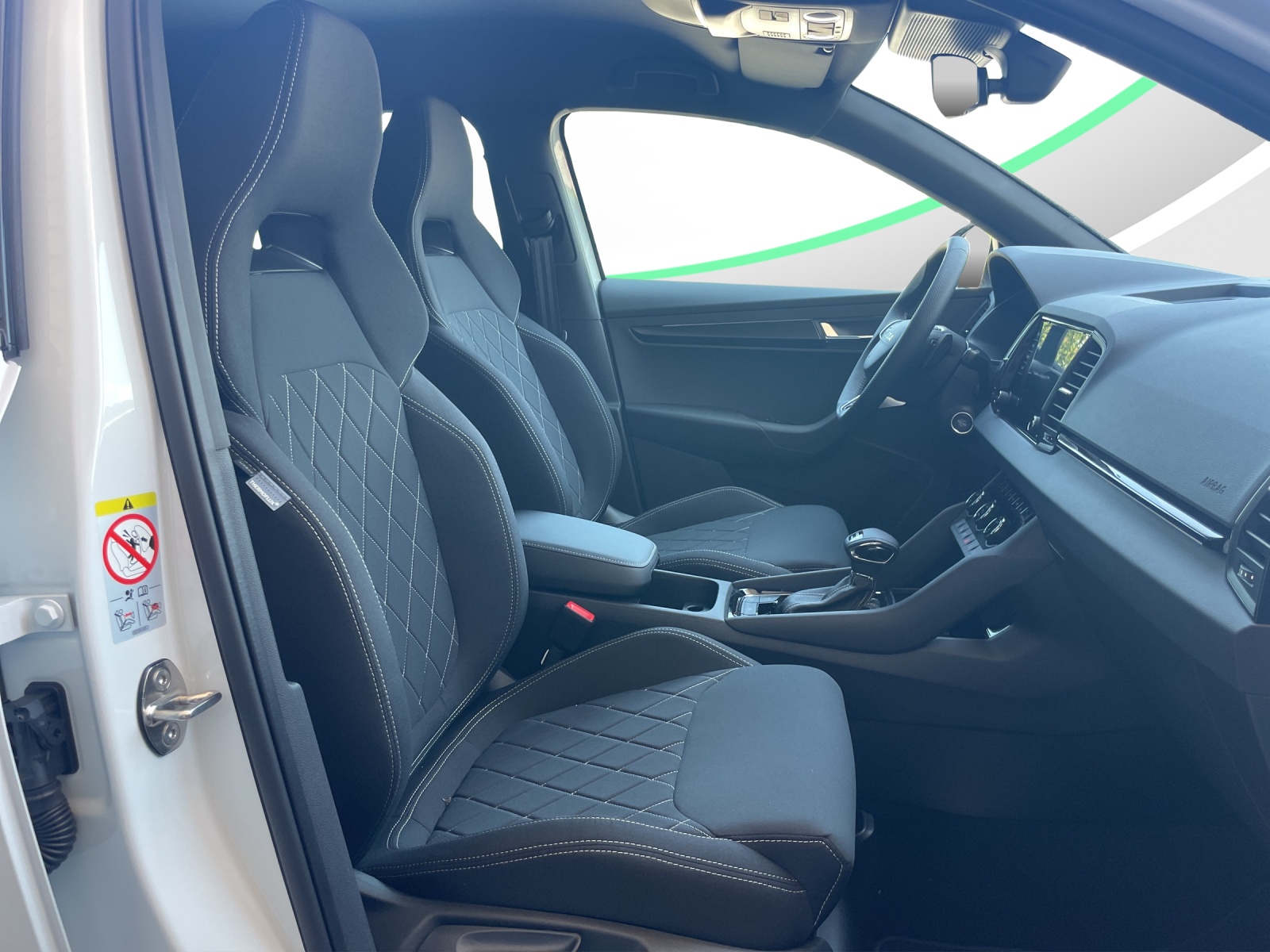 SKODA Karoq 2.0 TSI SportLine 4x4 DSG-image-12