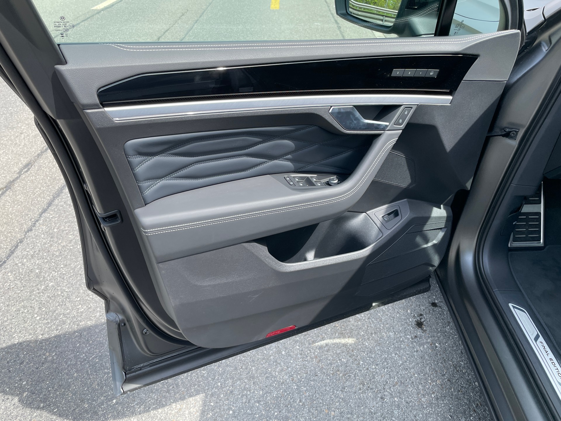 VW Touareg 3.0 TDI R-Line Final Edition Tiptronic, VOLLAUSSTATTUNG-image-15