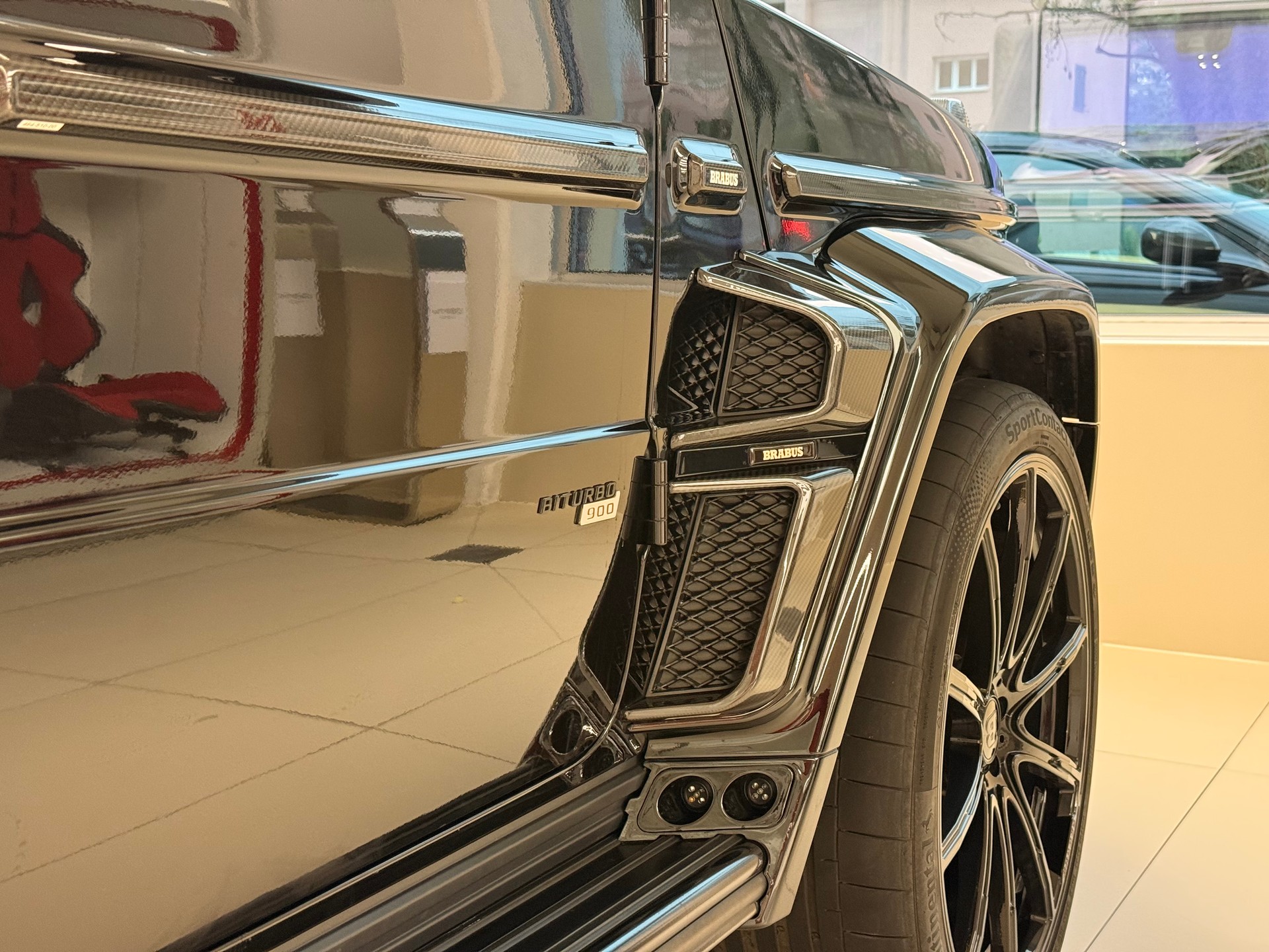 MERCEDES-BENZ G 63 AMG 4x4 Speedshift Plus G-Tronic / BRABUS 900-image-13