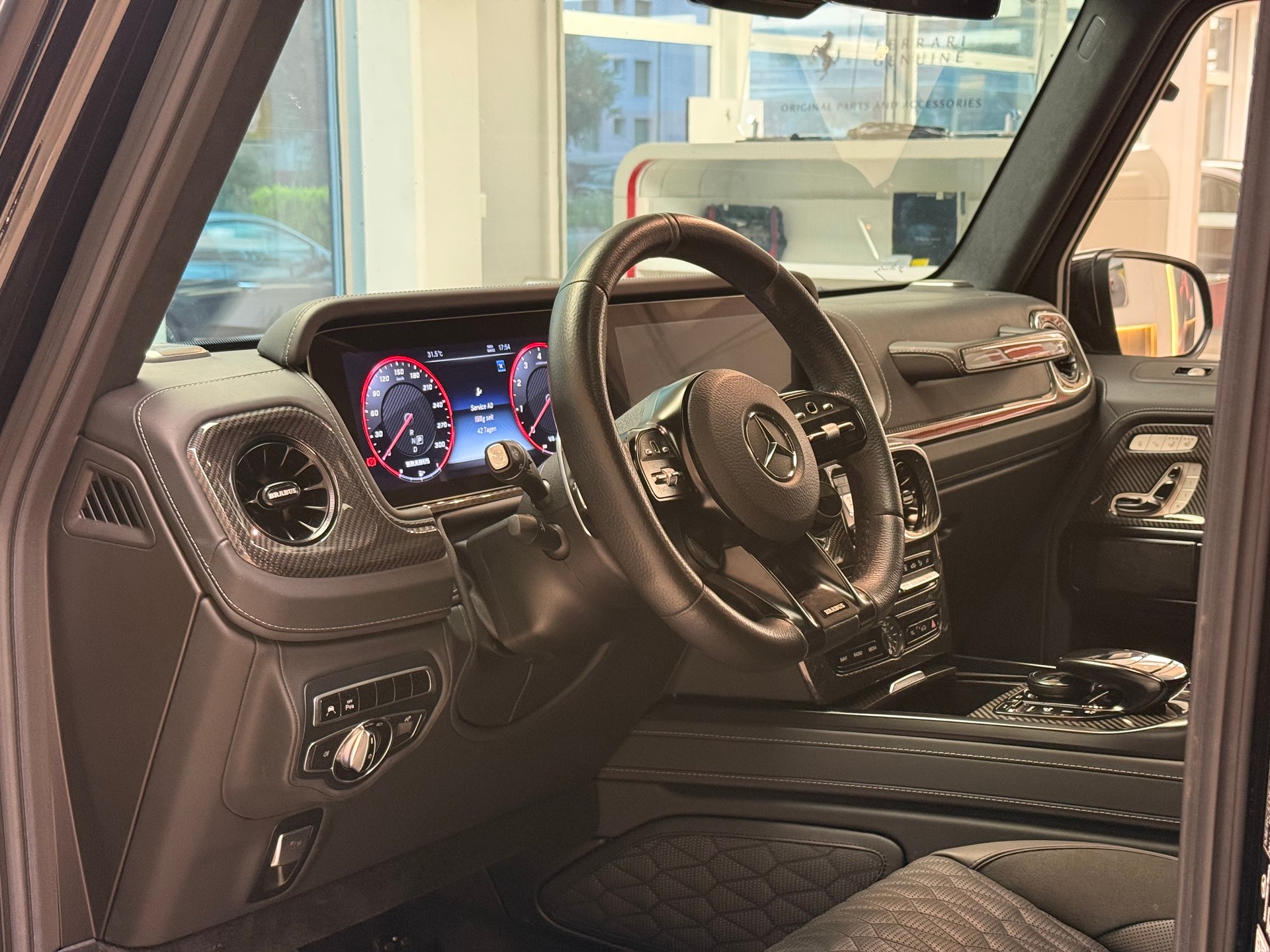 MERCEDES-BENZ G 63 AMG 4x4 Speedshift Plus G-Tronic / BRABUS 900-image-8