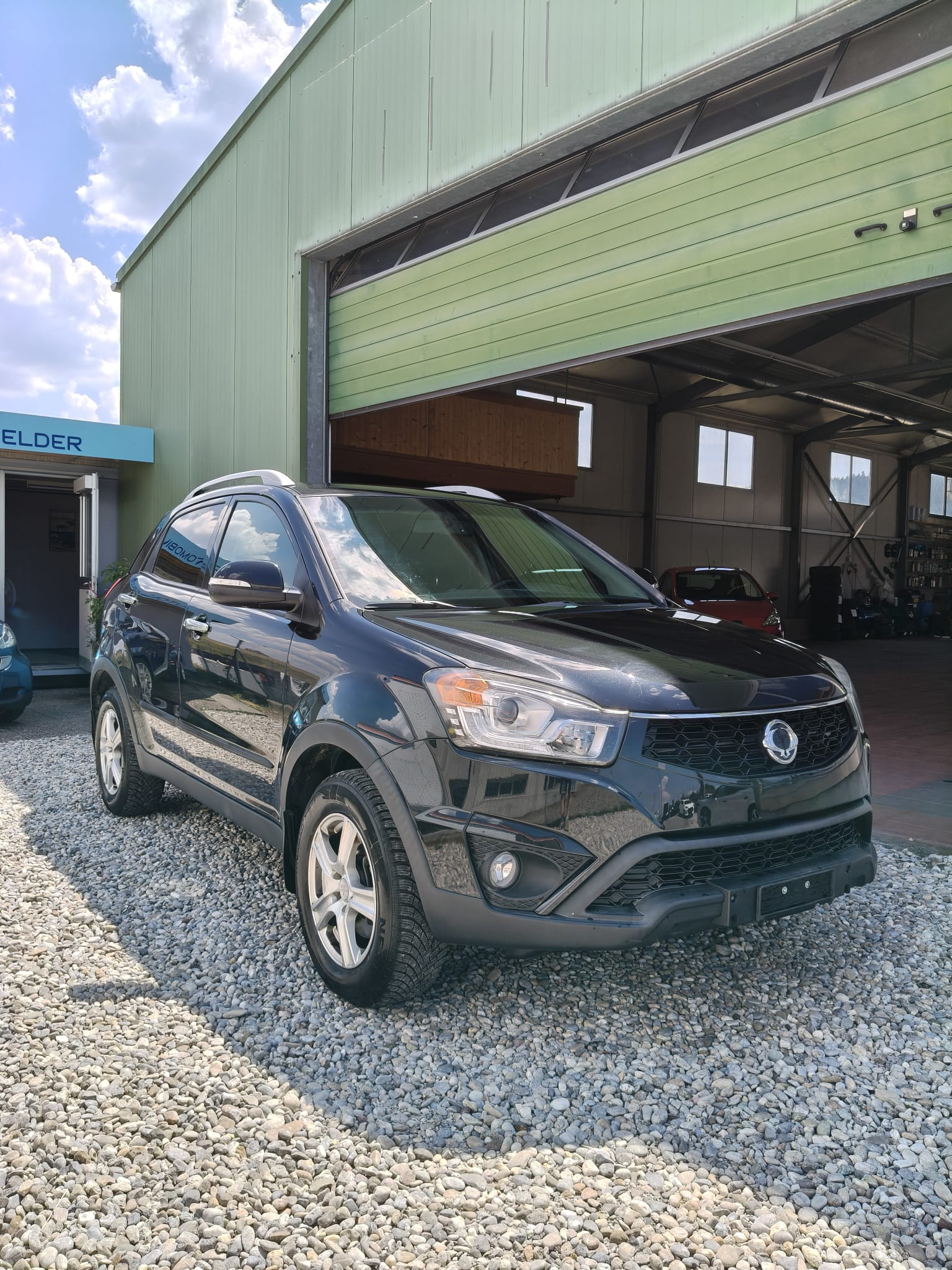 KGM-SsangYong Korando 2.0 e-XDI Sapphire 4WD-image-2