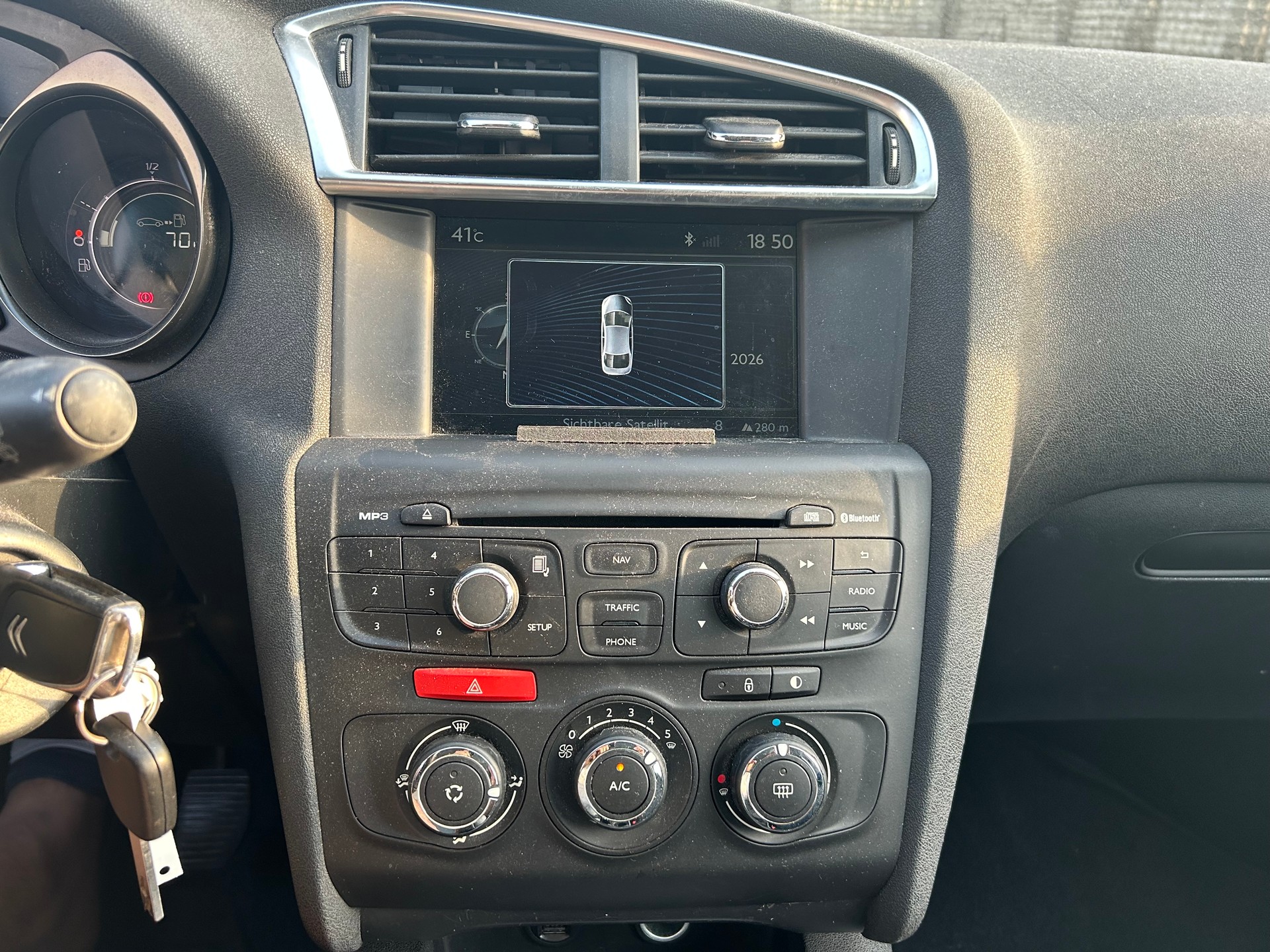 CITROEN C4 Berline 1.2 THP Séduction-image-9
