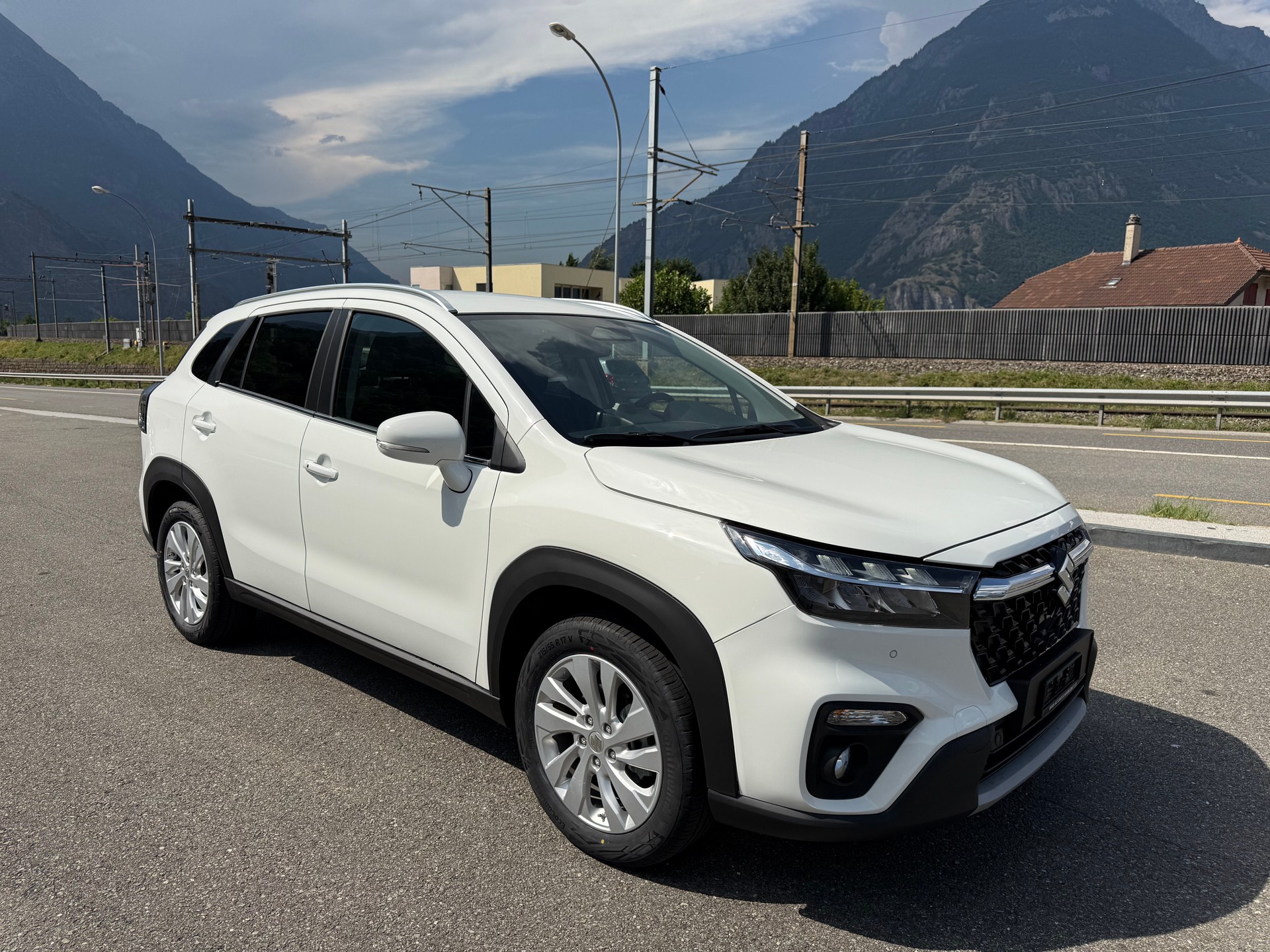 SUZUKI S-CROSS 1.4T 4X4-image-3