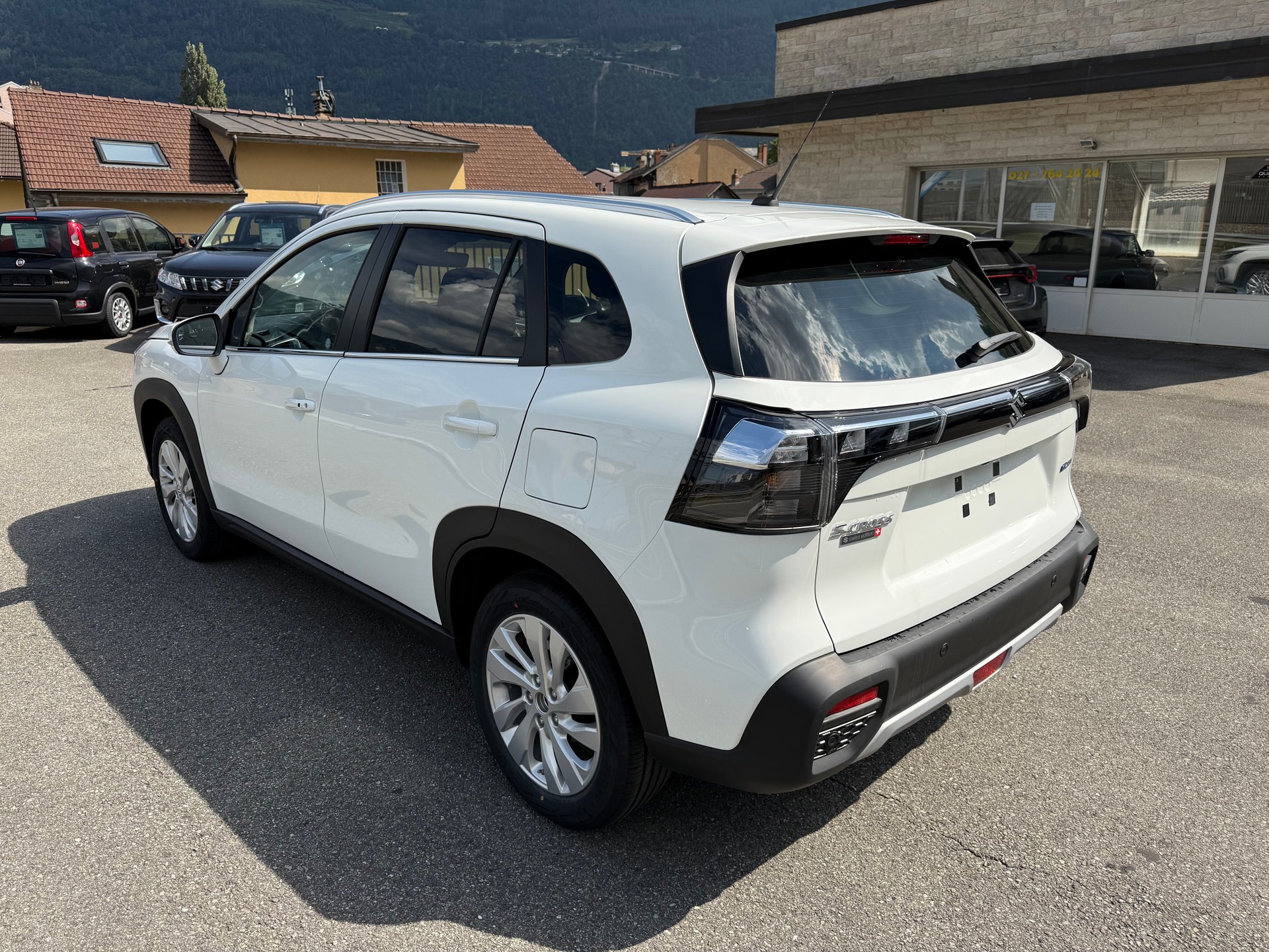 SUZUKI S-CROSS 1.4T 4X4-image-7
