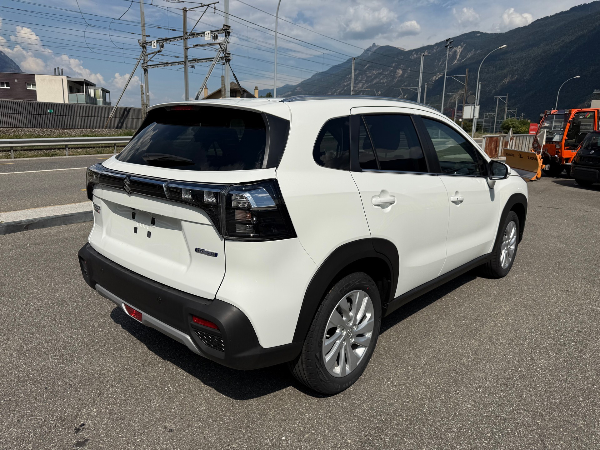 SUZUKI S-CROSS 1.4T 4X4-image-5