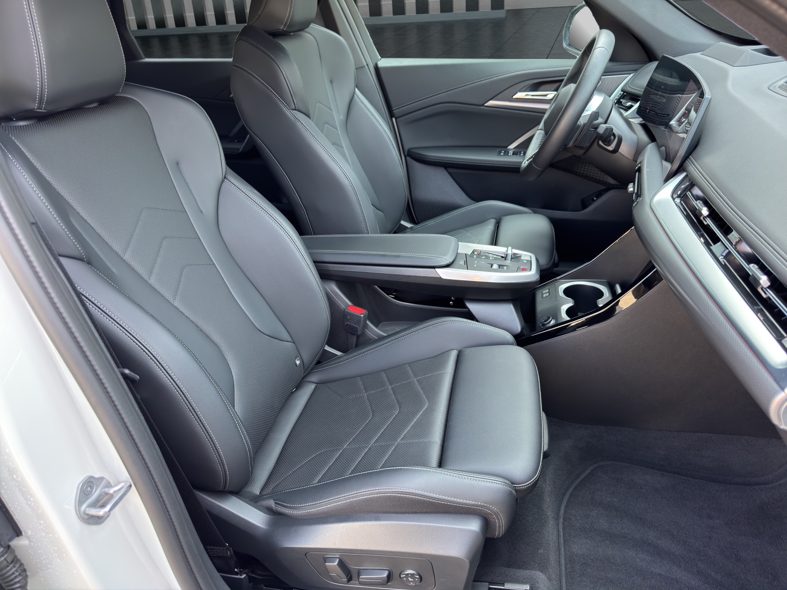 BMW X1 30e xDrive M Sportpaket-image-19