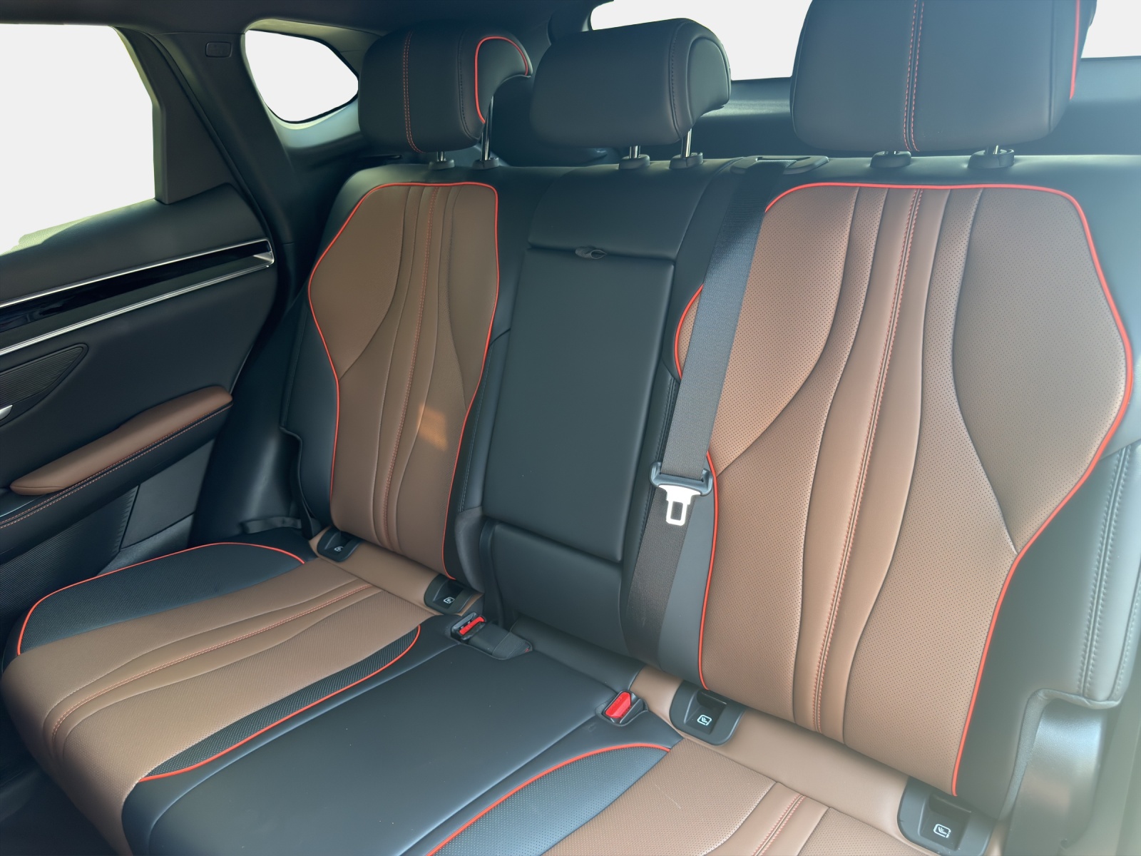 BYD Seal U DM-i Design AWD-image-10