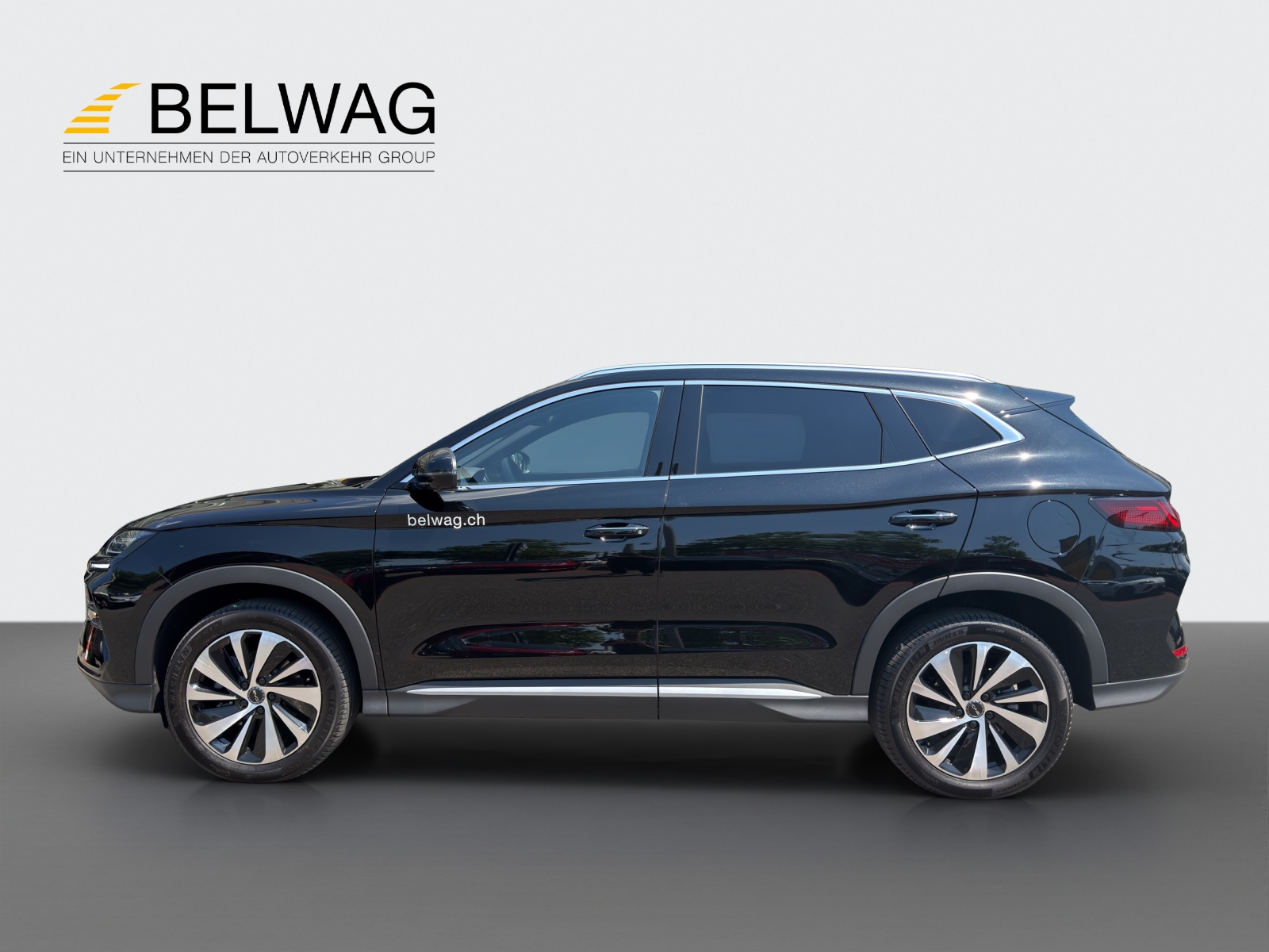 BYD Seal U DM-i Design AWD-image-2