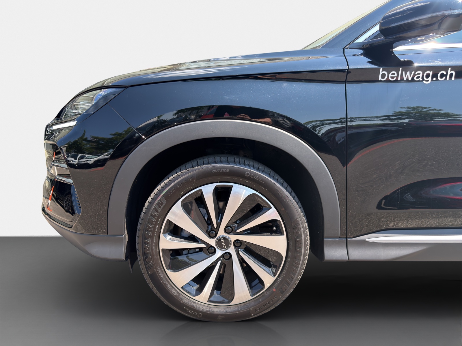 BYD Seal U DM-i Design AWD-image-8