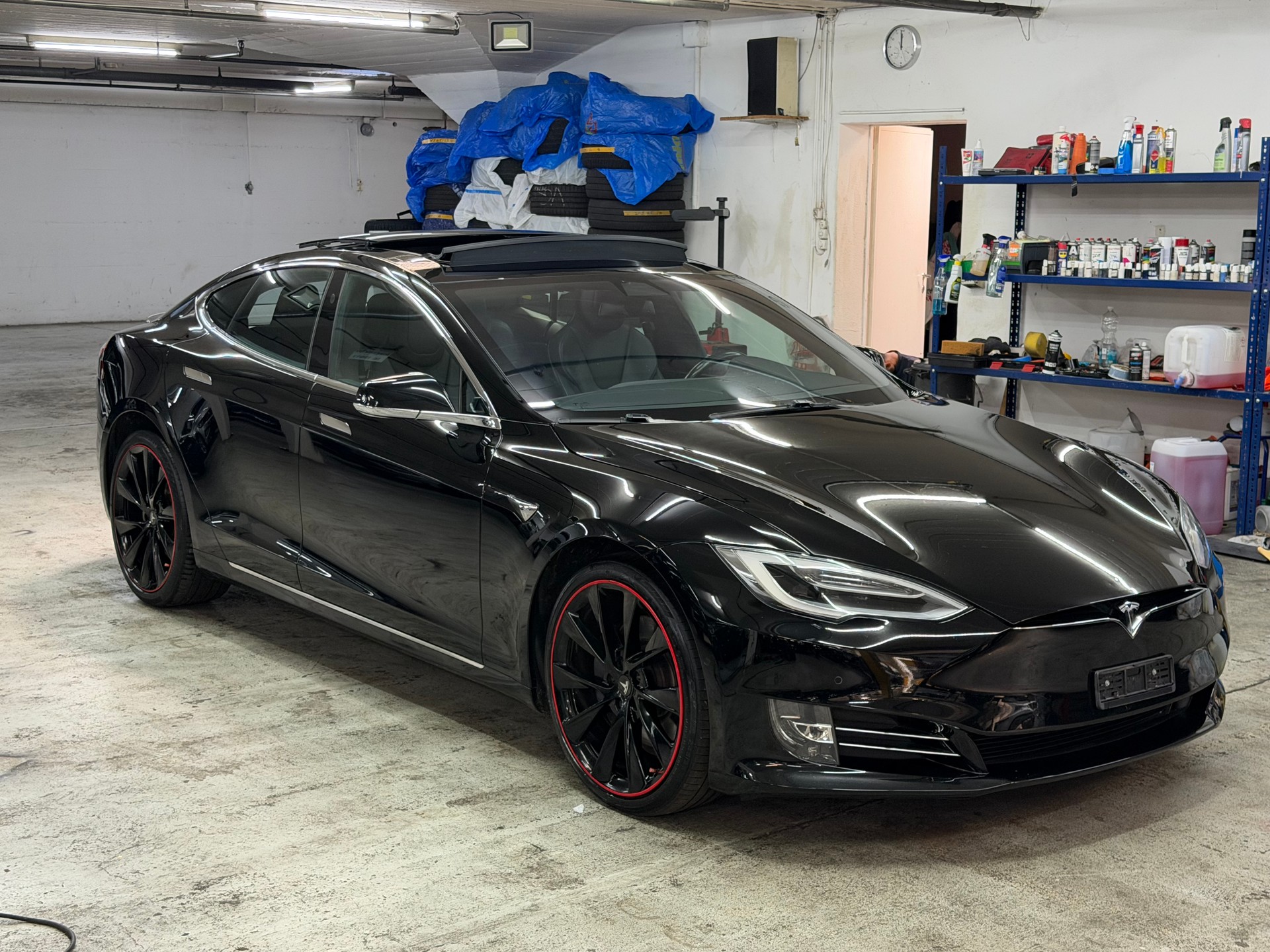 TESLA Model S 100 D-image-2