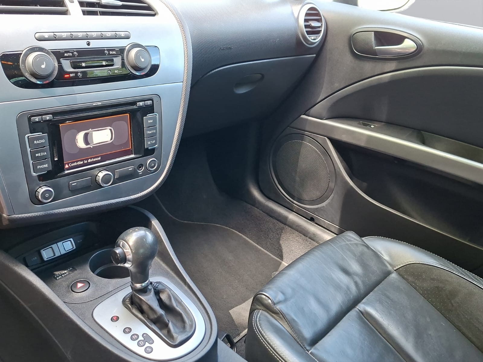 SEAT Leon 1.8 TSI Style DSG-image-12