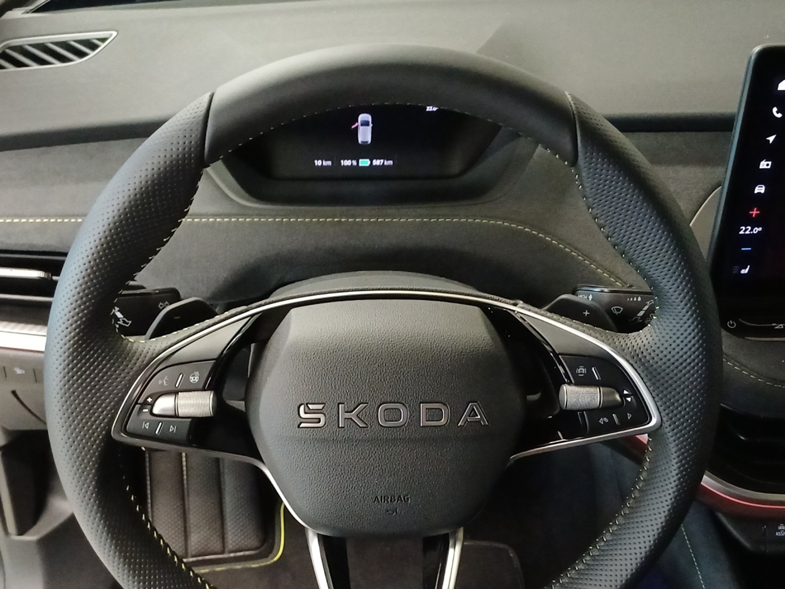 SKODA Elroq RS 4x4-image-9