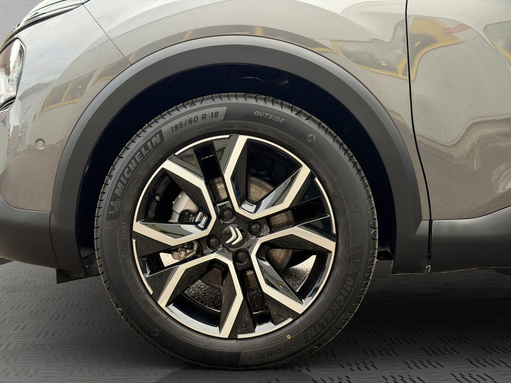 CITROEN C4 Electric Shine-image-10