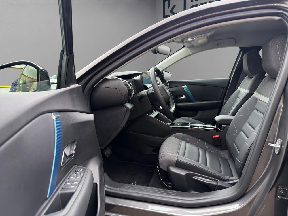 CITROEN C4 Electric Shine-image-5