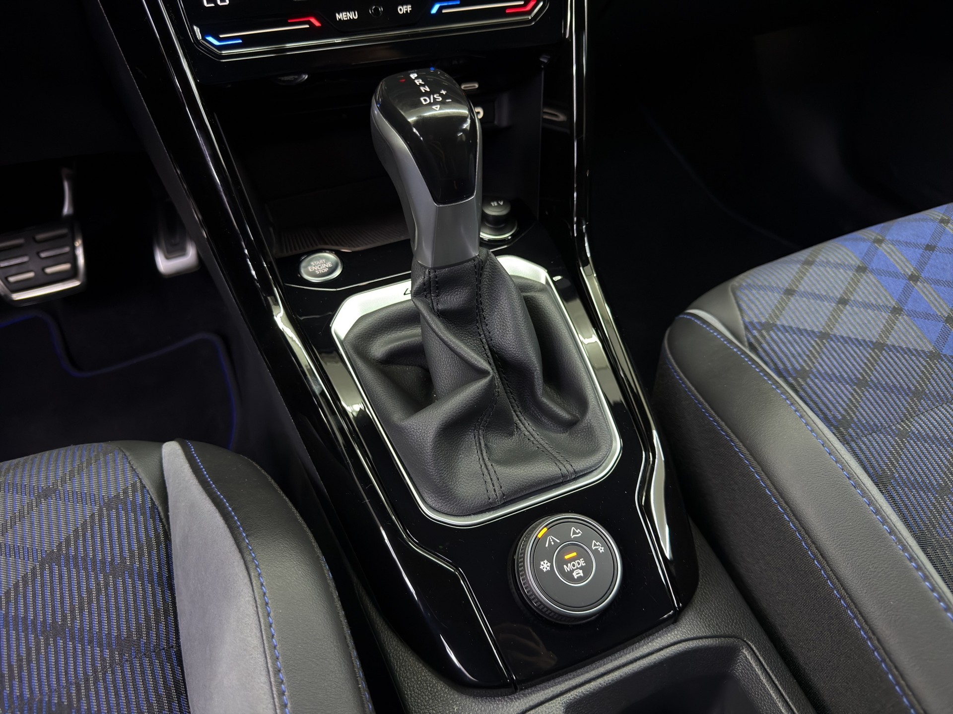 VW T-Roc 2.0 TSI R DSG 4Motion-image-27