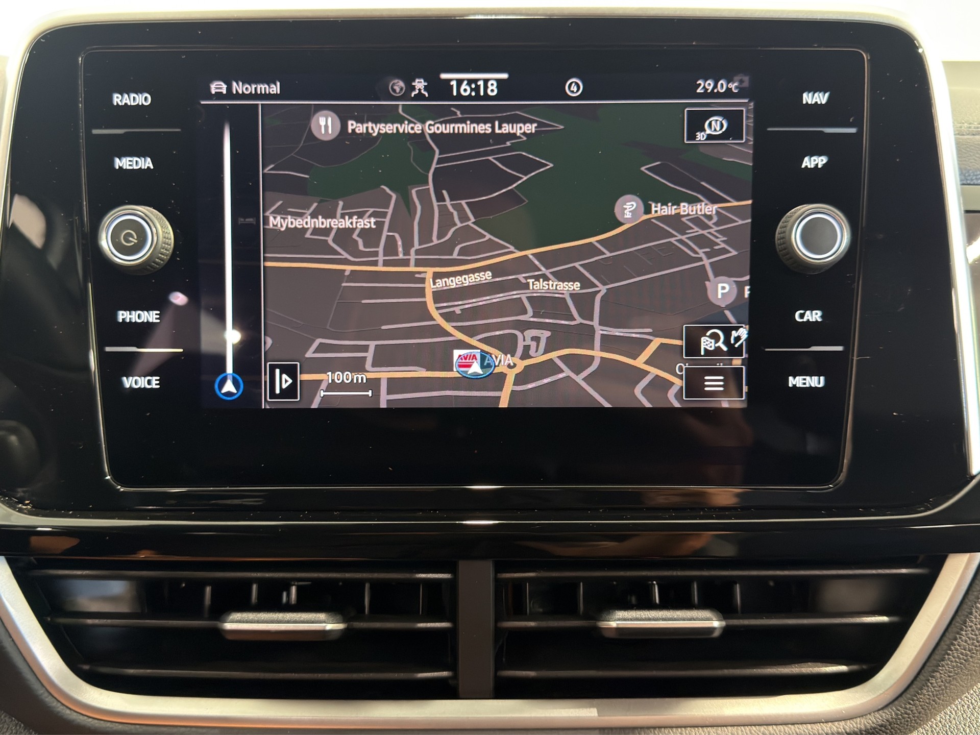 VW T-Roc 2.0 TSI R DSG 4Motion-image-19