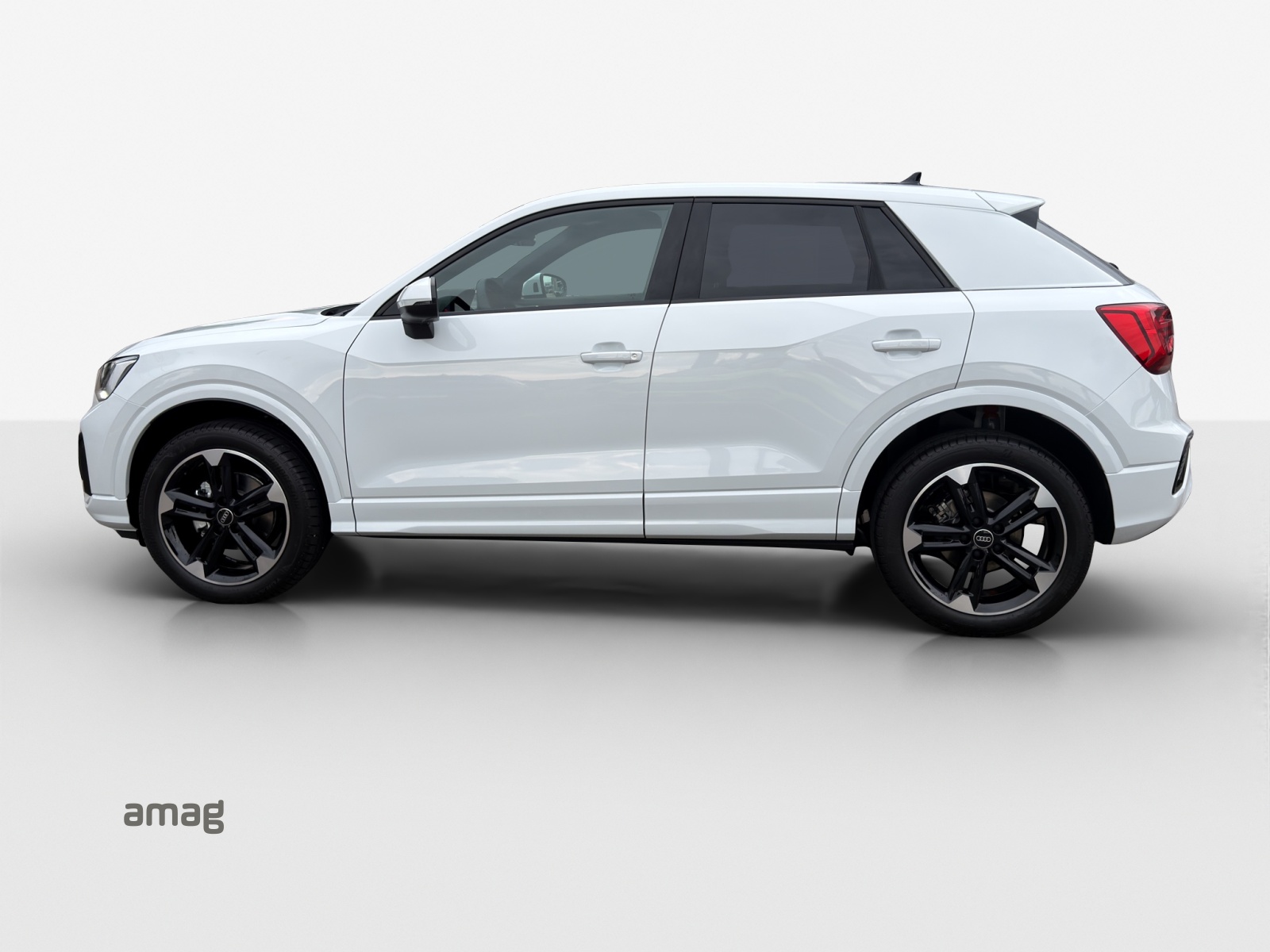 AUDI Q2 35 TFSI advanced S-tronic-showroom-element-1