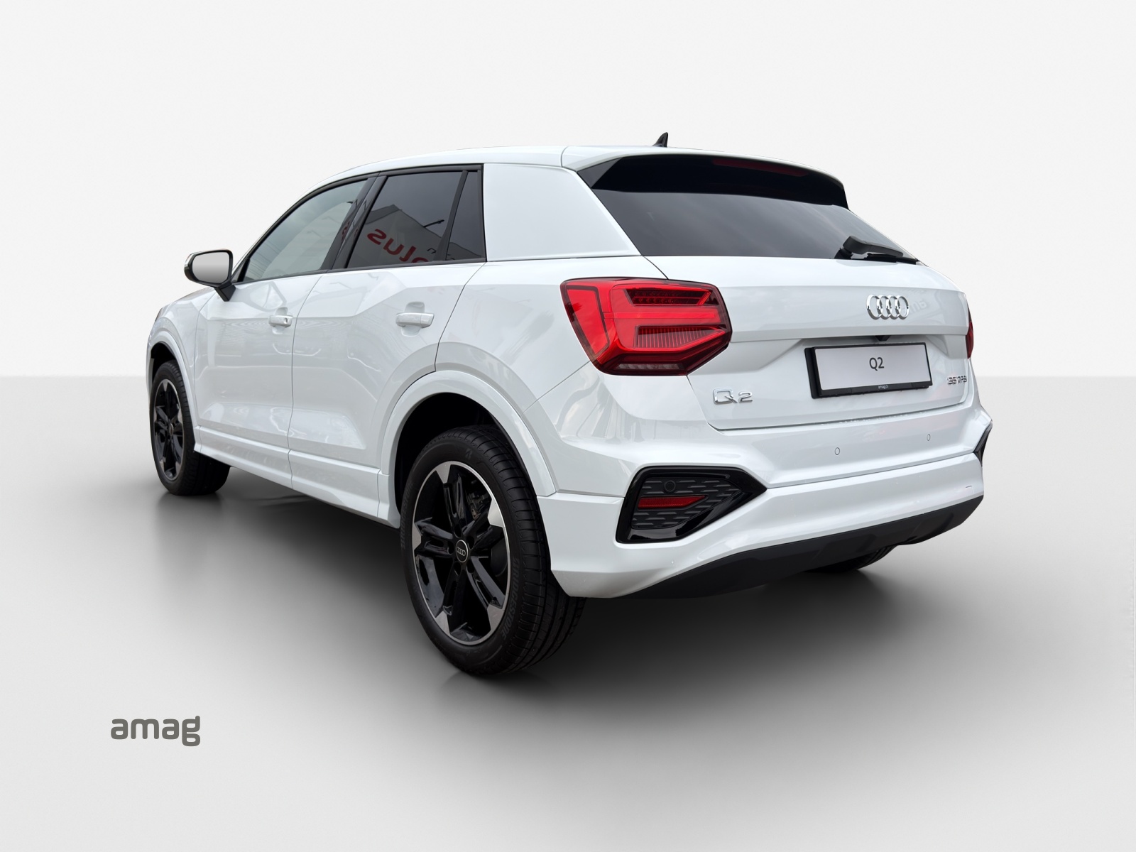 AUDI Q2 35 TFSI advanced S-tronic-showroom-element-2