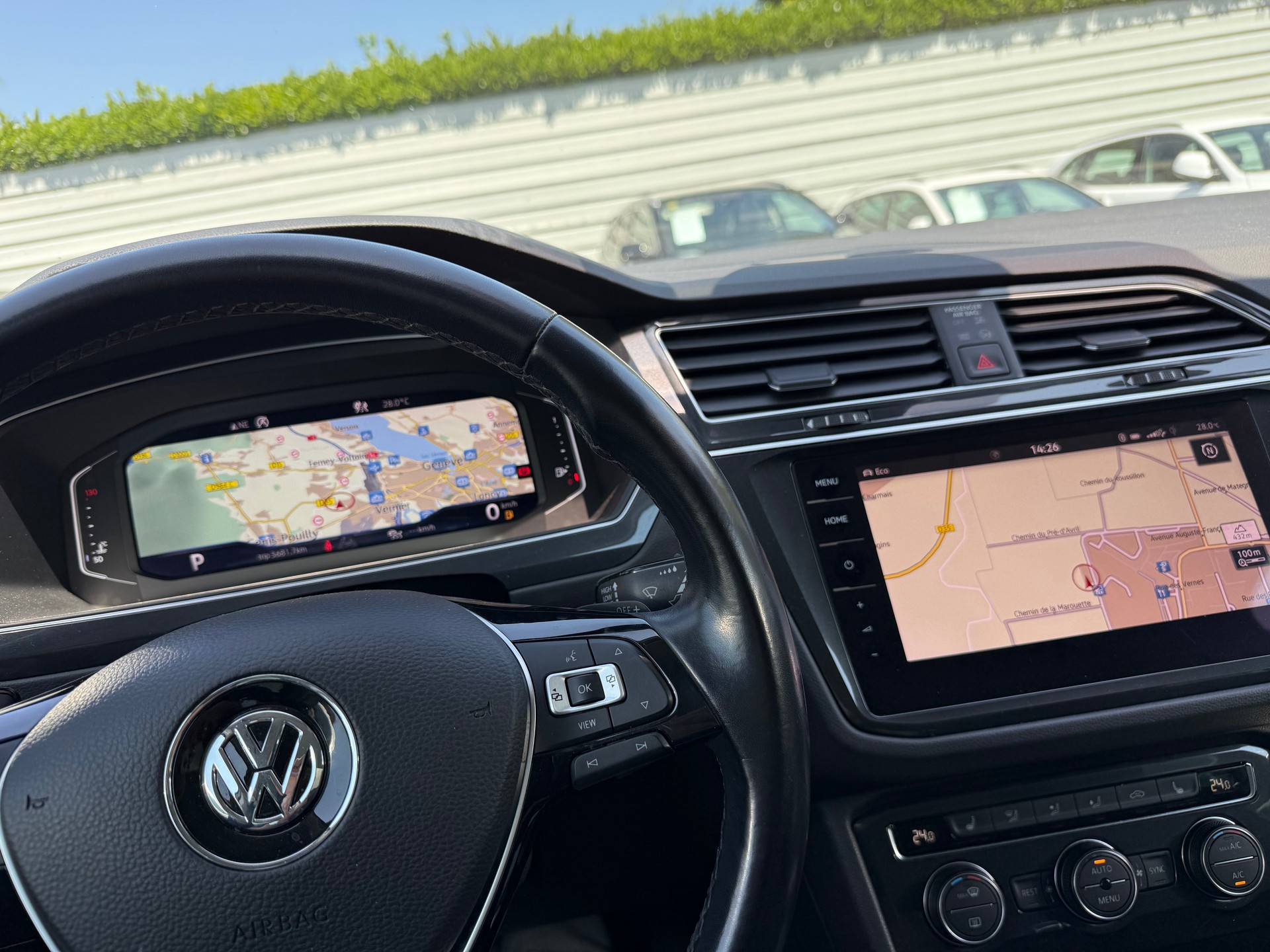 VW Tiguan 2.0TSI Highline 4Motion DSG-showroom-element-2