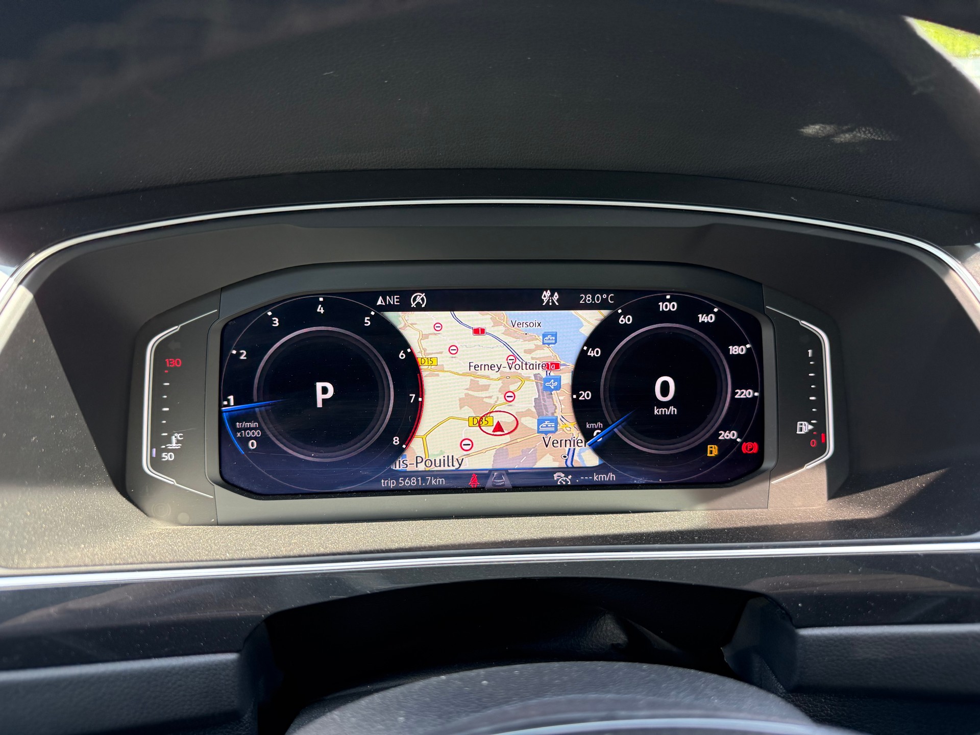 VW Tiguan 2.0TSI Highline 4Motion DSG-image-16