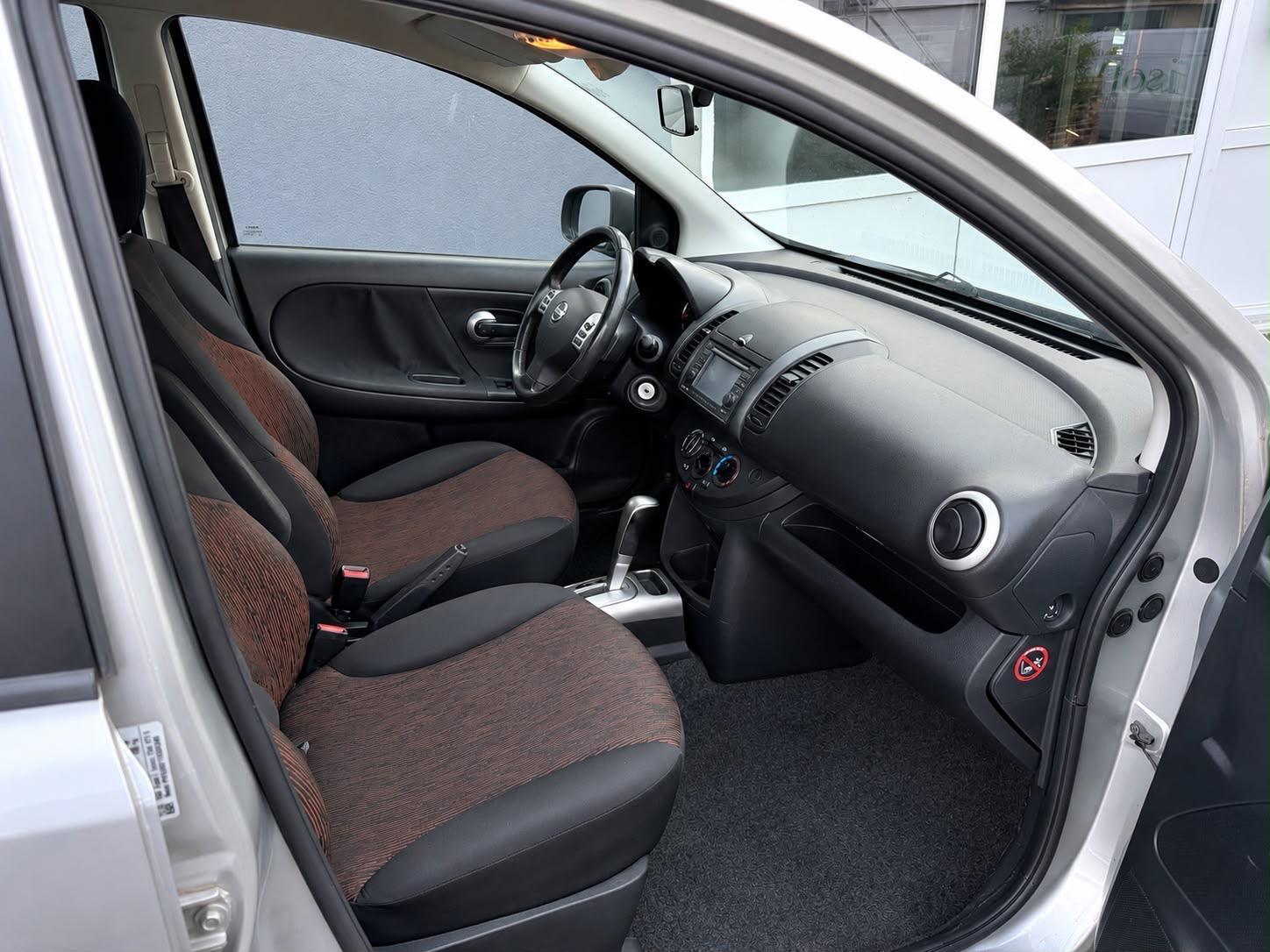 NISSAN Note 1.6 acenta Automatic-image-10