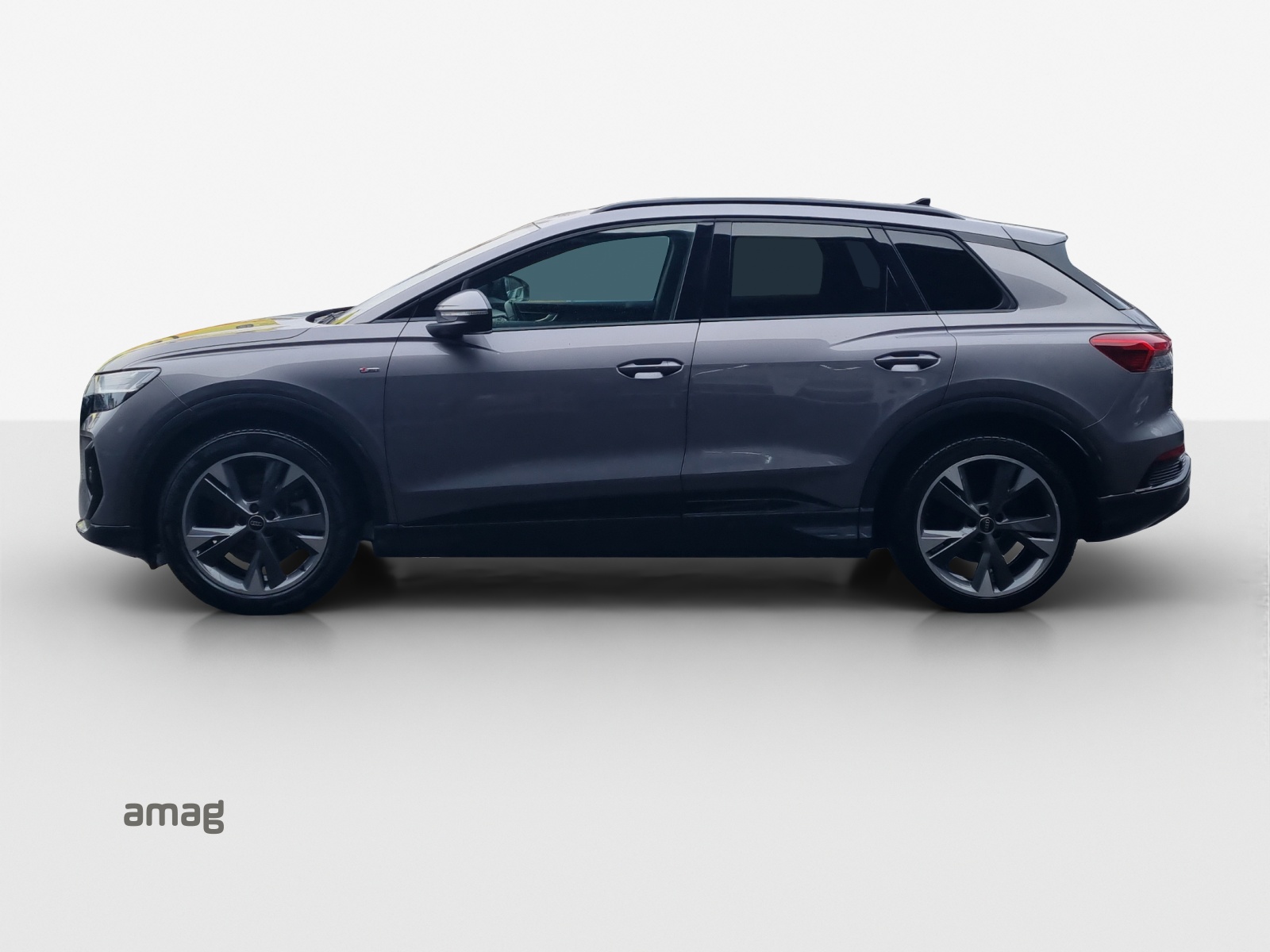 AUDI Q4 e-tron 50 quattro-image-1