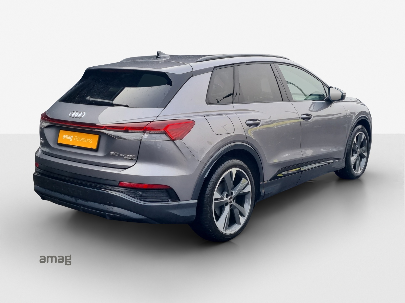 AUDI Q4 e-tron 50 quattro-image-5