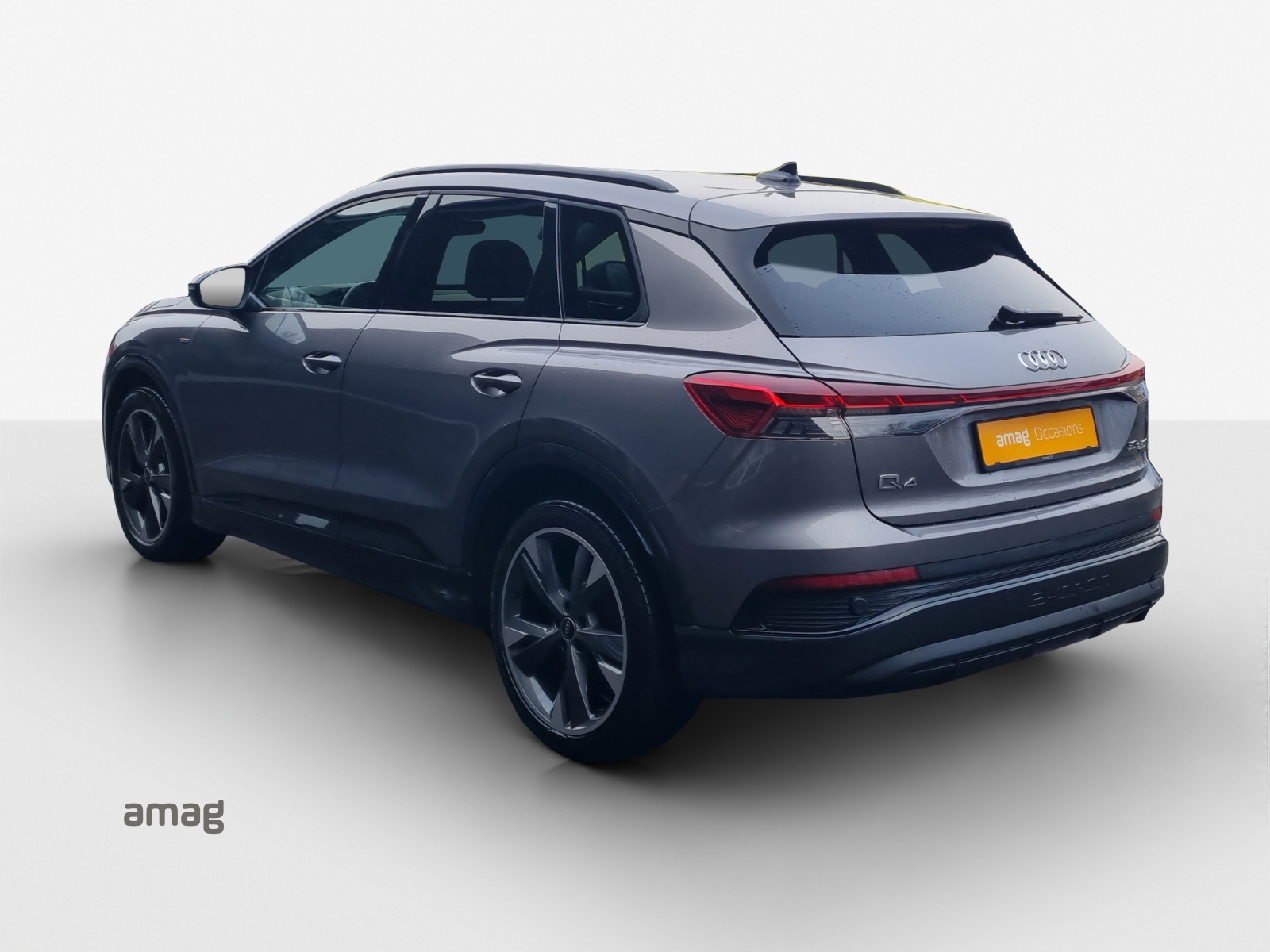 AUDI Q4 e-tron 50 quattro-image-2