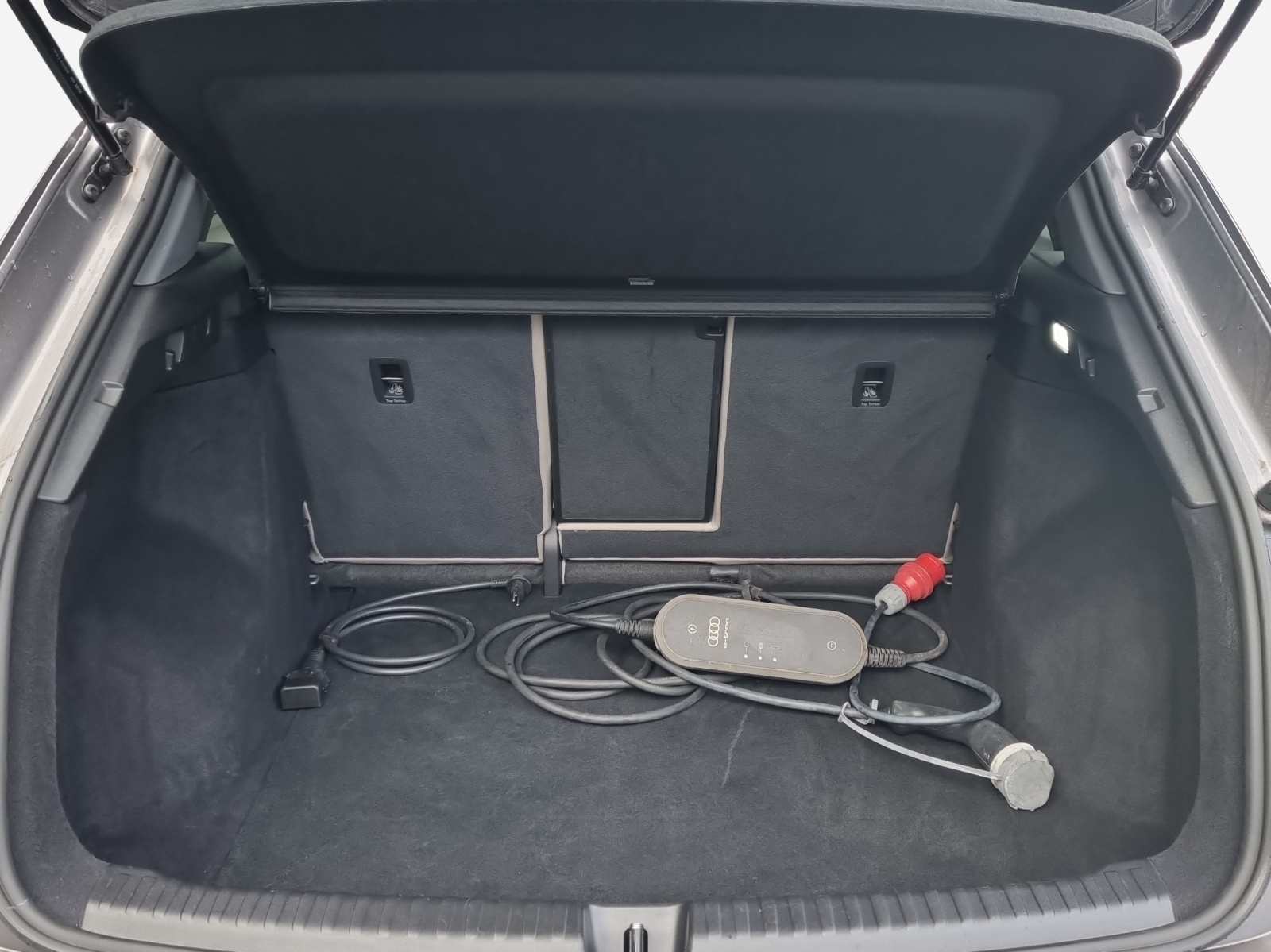 AUDI Q4 e-tron 50 quattro-image-13