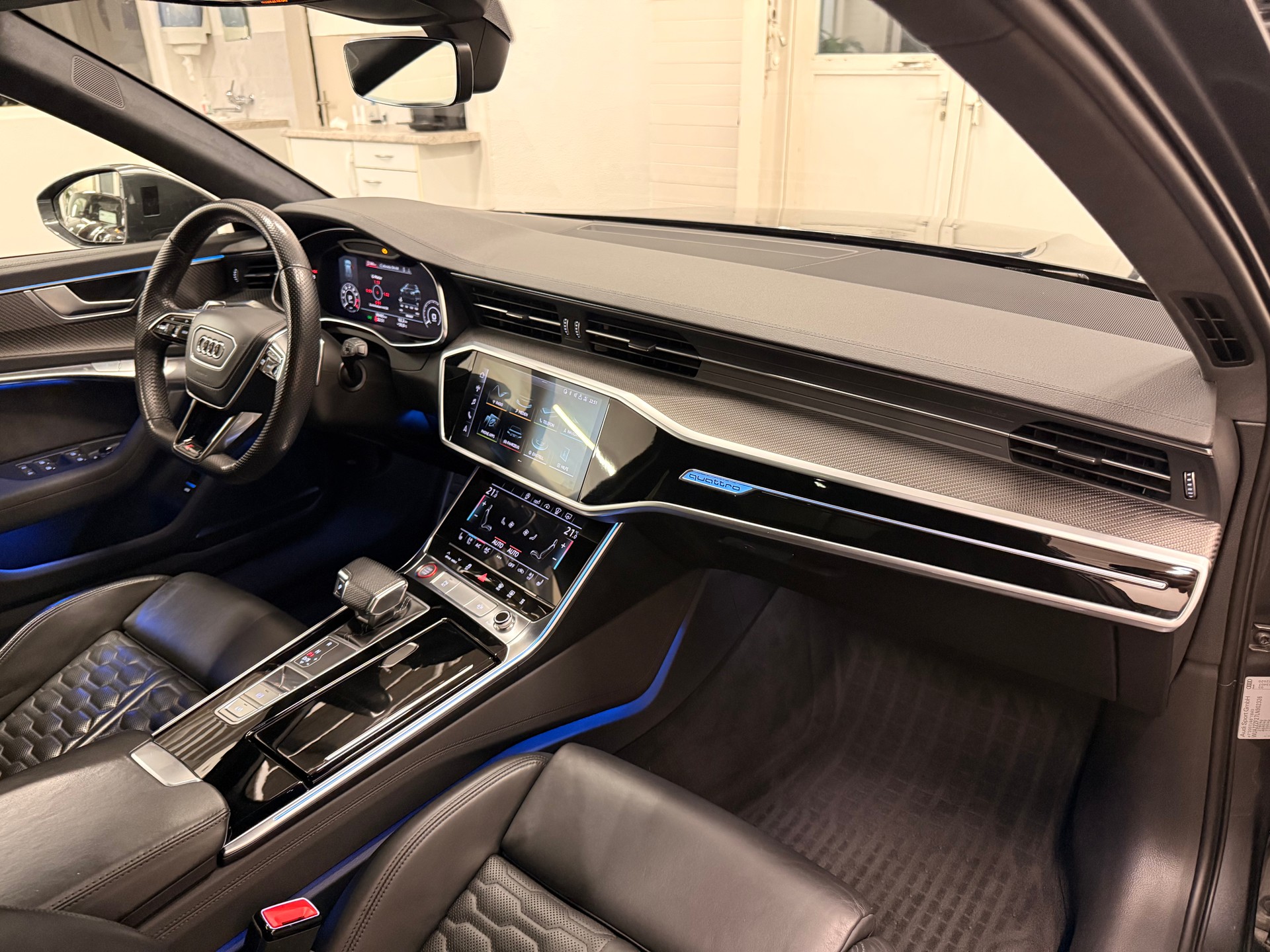 AUDI RS6 Avant 4.0 TFSI V8 quattro Dynamikpaket plus-image-7