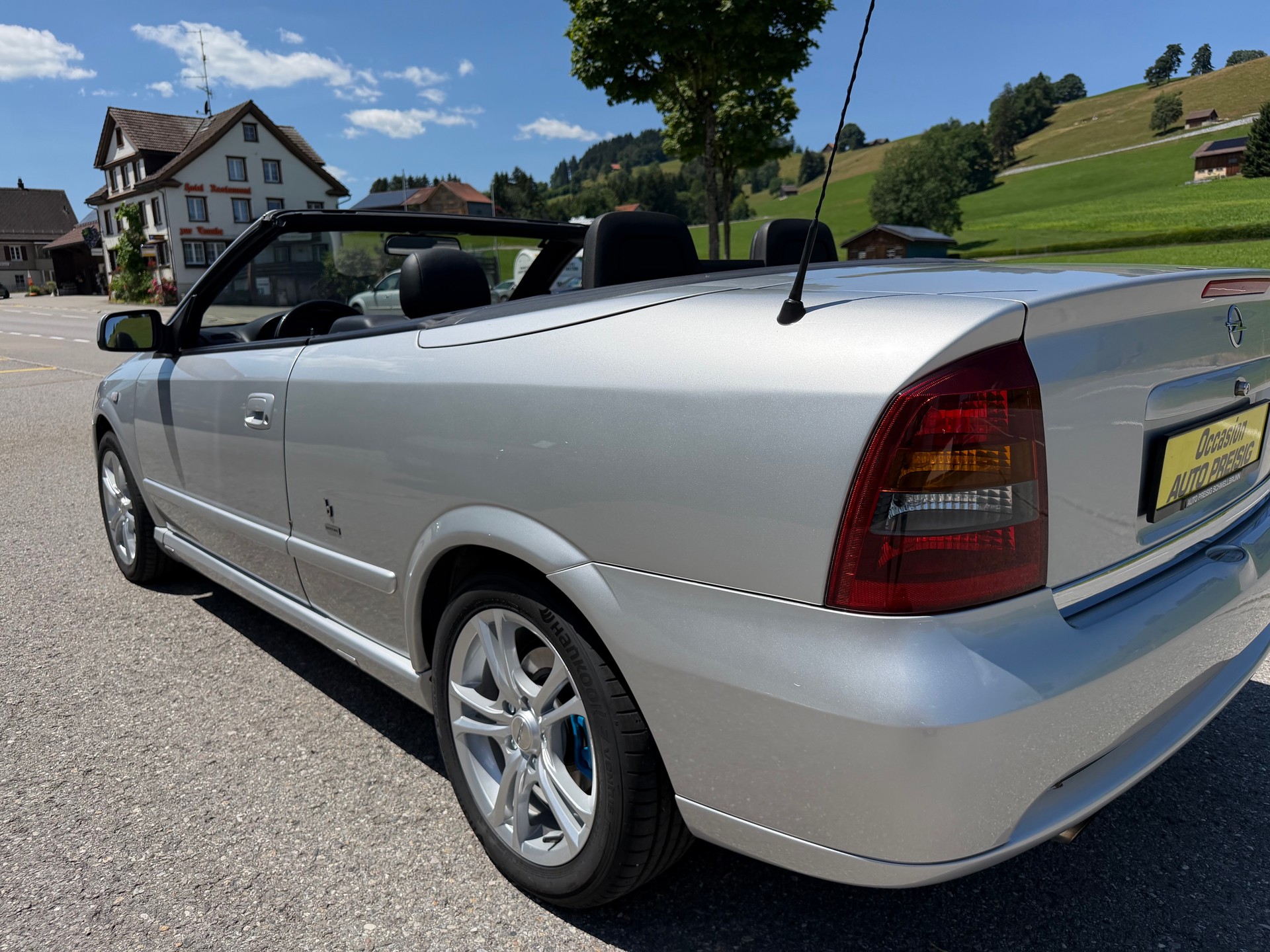OPEL Astra Cabriolet 2.2i 16V-image-6