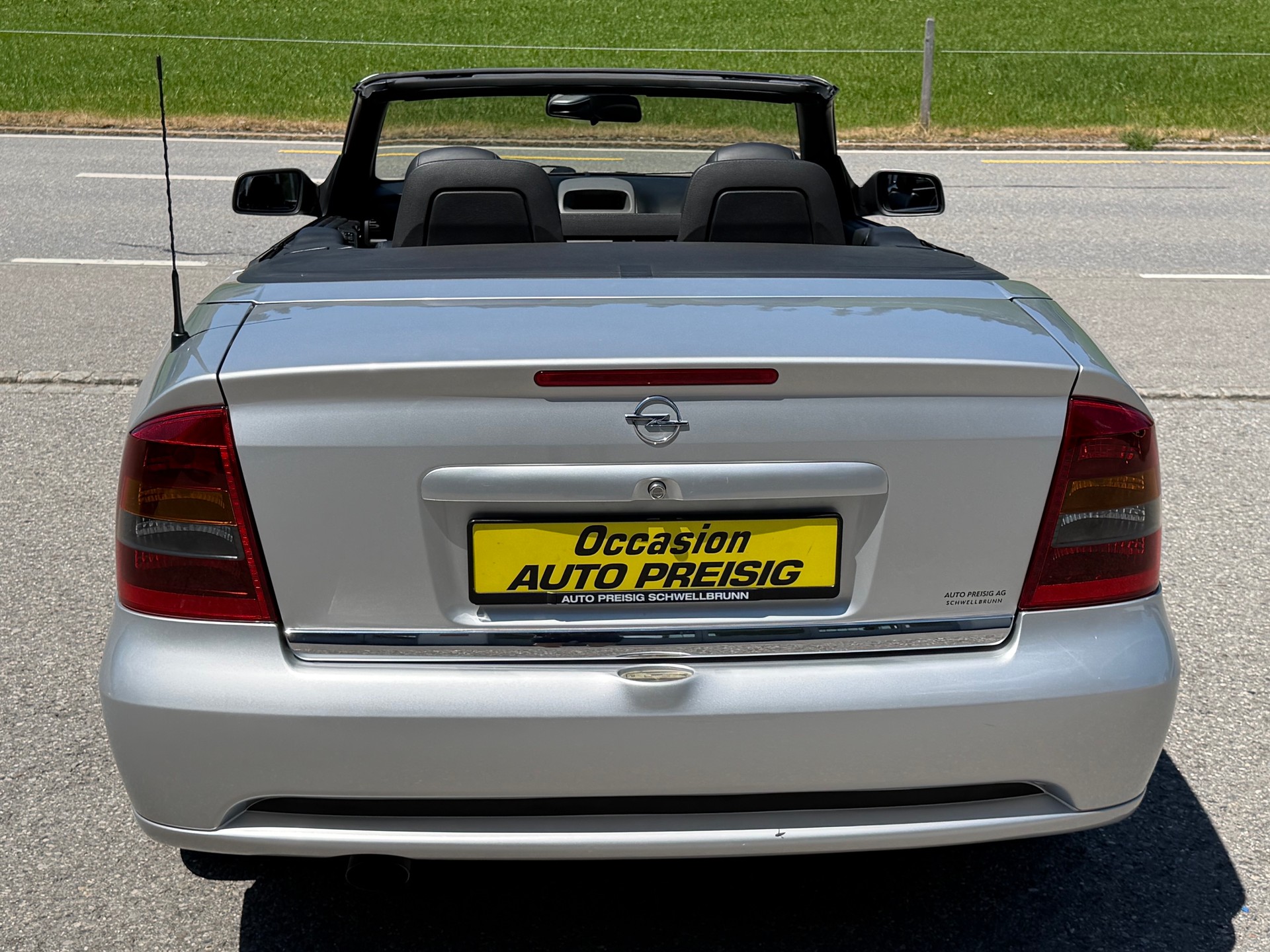 OPEL Astra Cabriolet 2.2i 16V-image-13