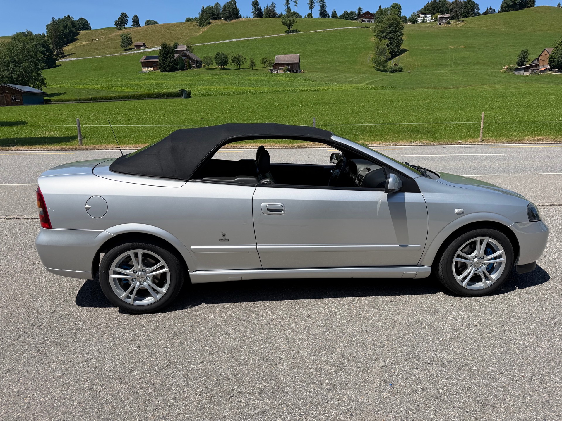 OPEL Astra Cabriolet 2.2i 16V-image-9