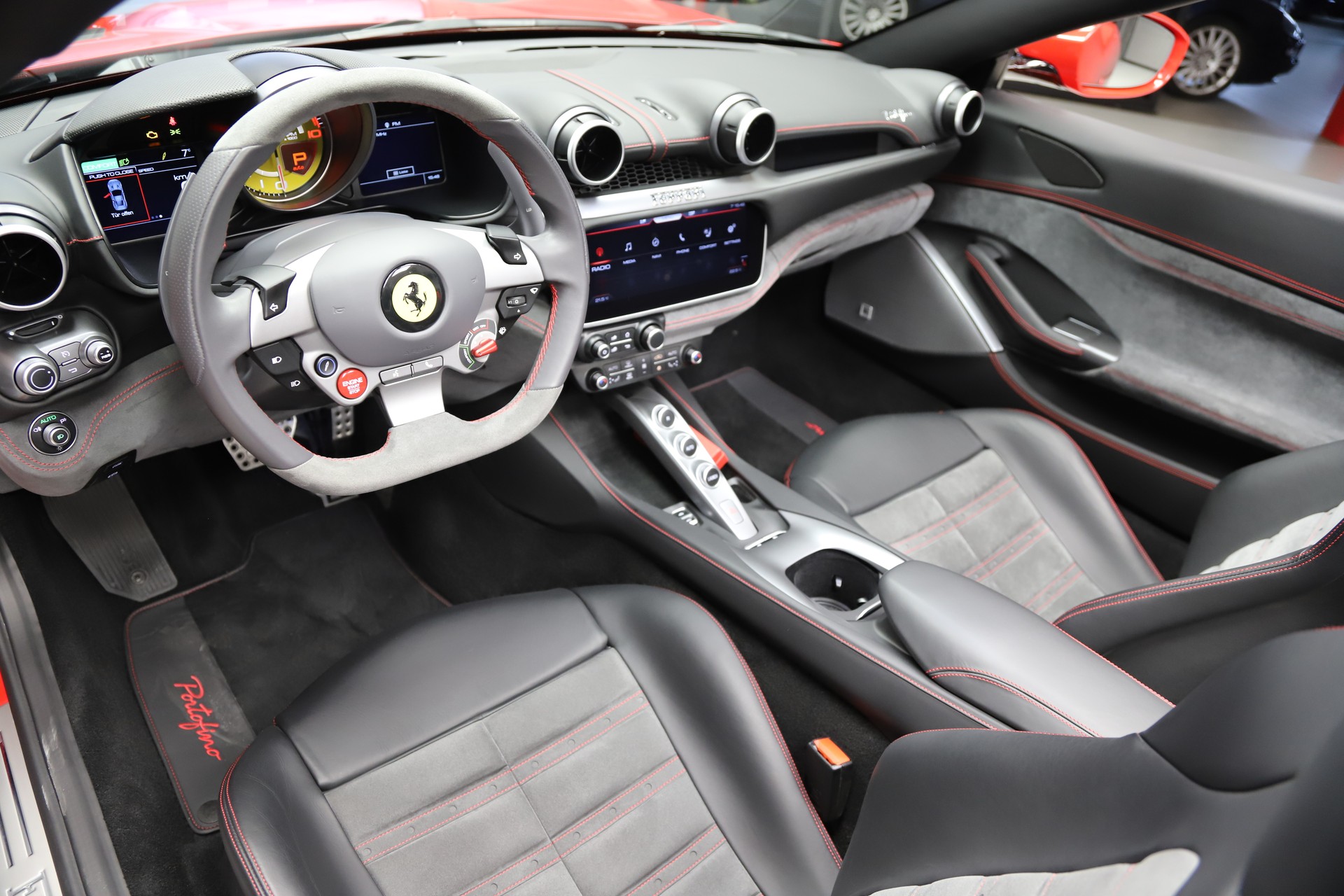 FERRARI Portofino 3.9 V8 T-image-6