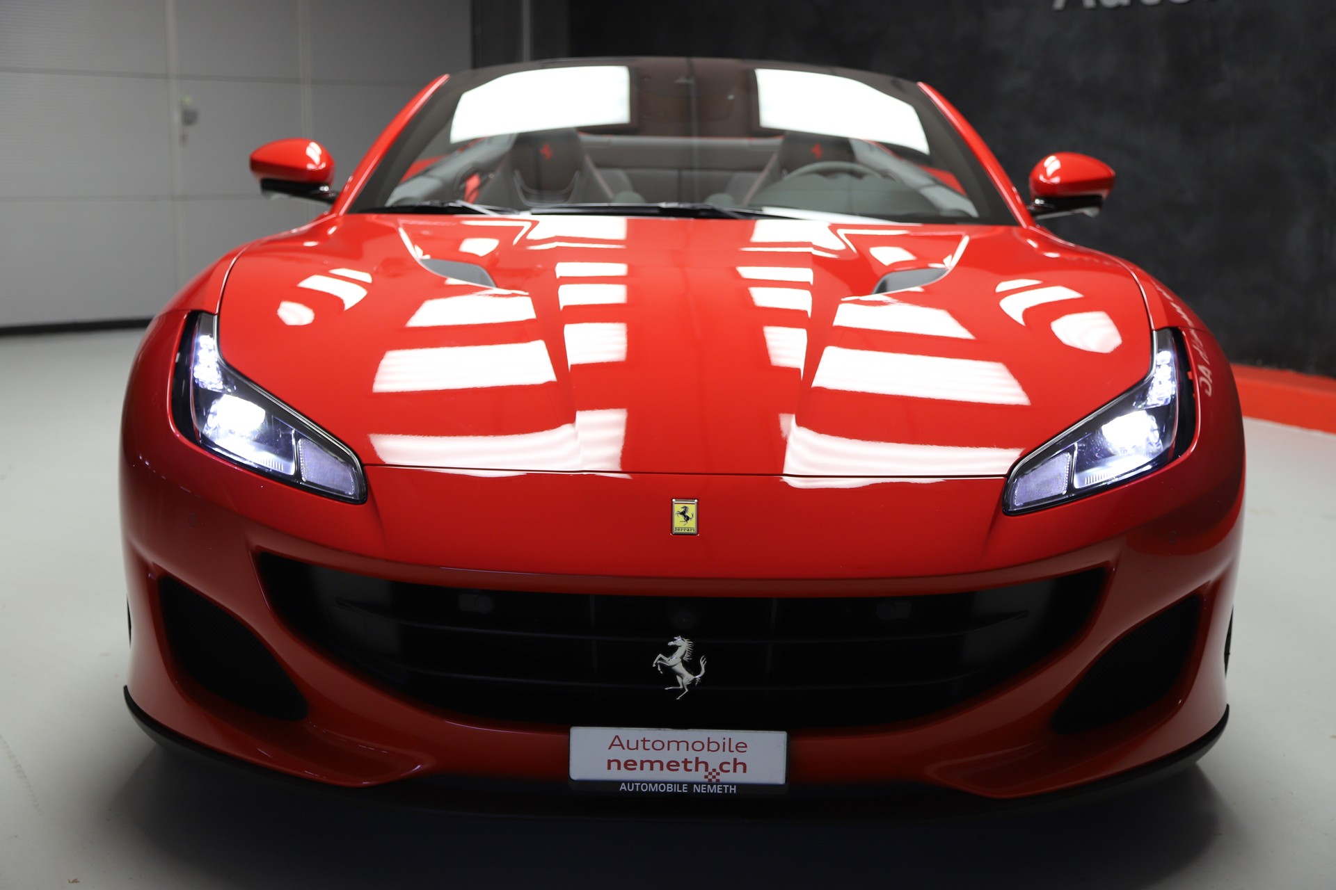 FERRARI Portofino 3.9 V8 T-image-4
