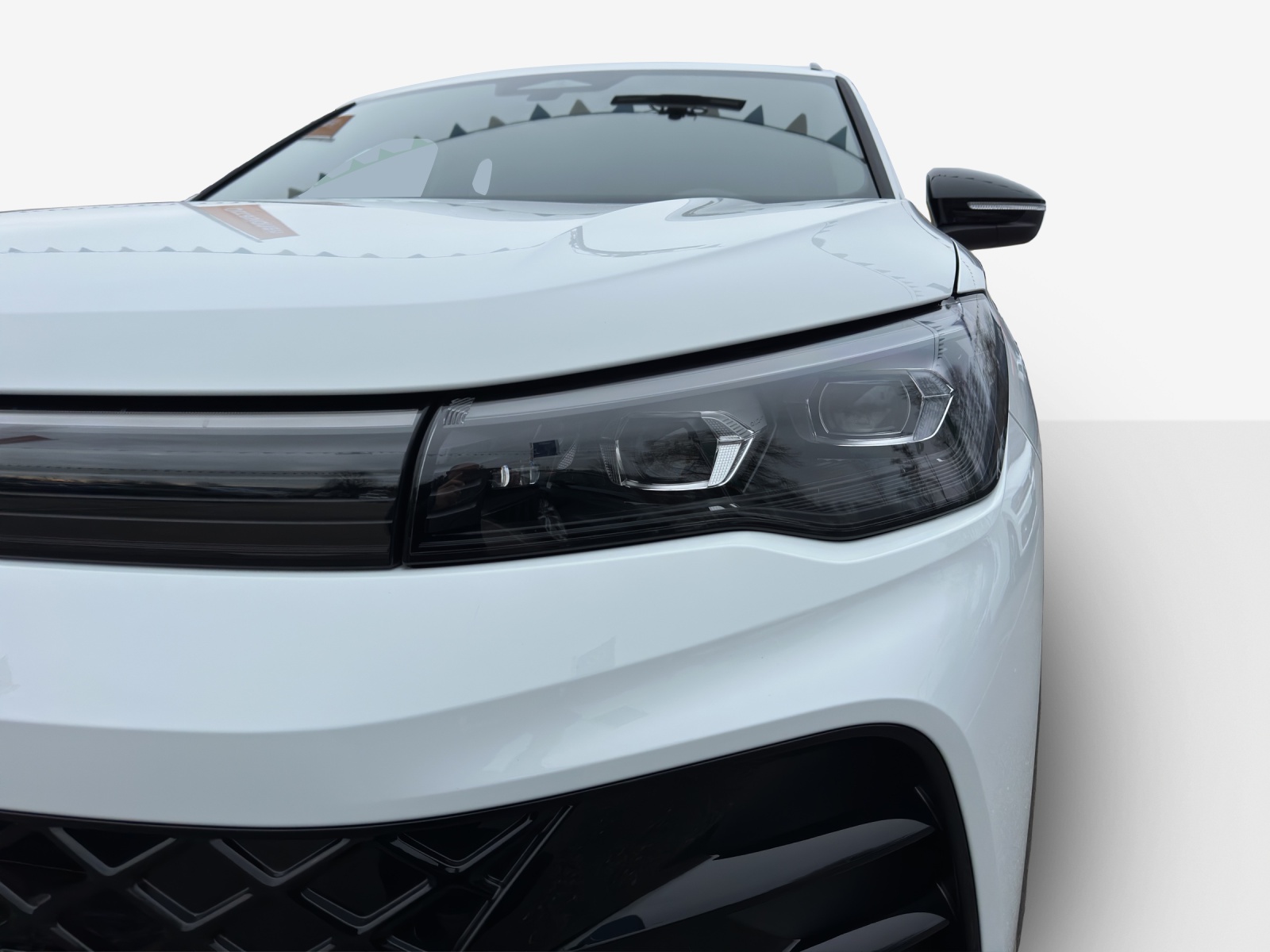 VW Tiguan 2.0 TSI DSG R-Line 4Motion-image-14