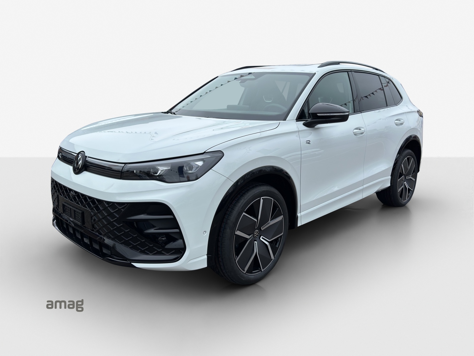 VW Tiguan 2.0 TSI DSG R-Line 4Motion-image-0