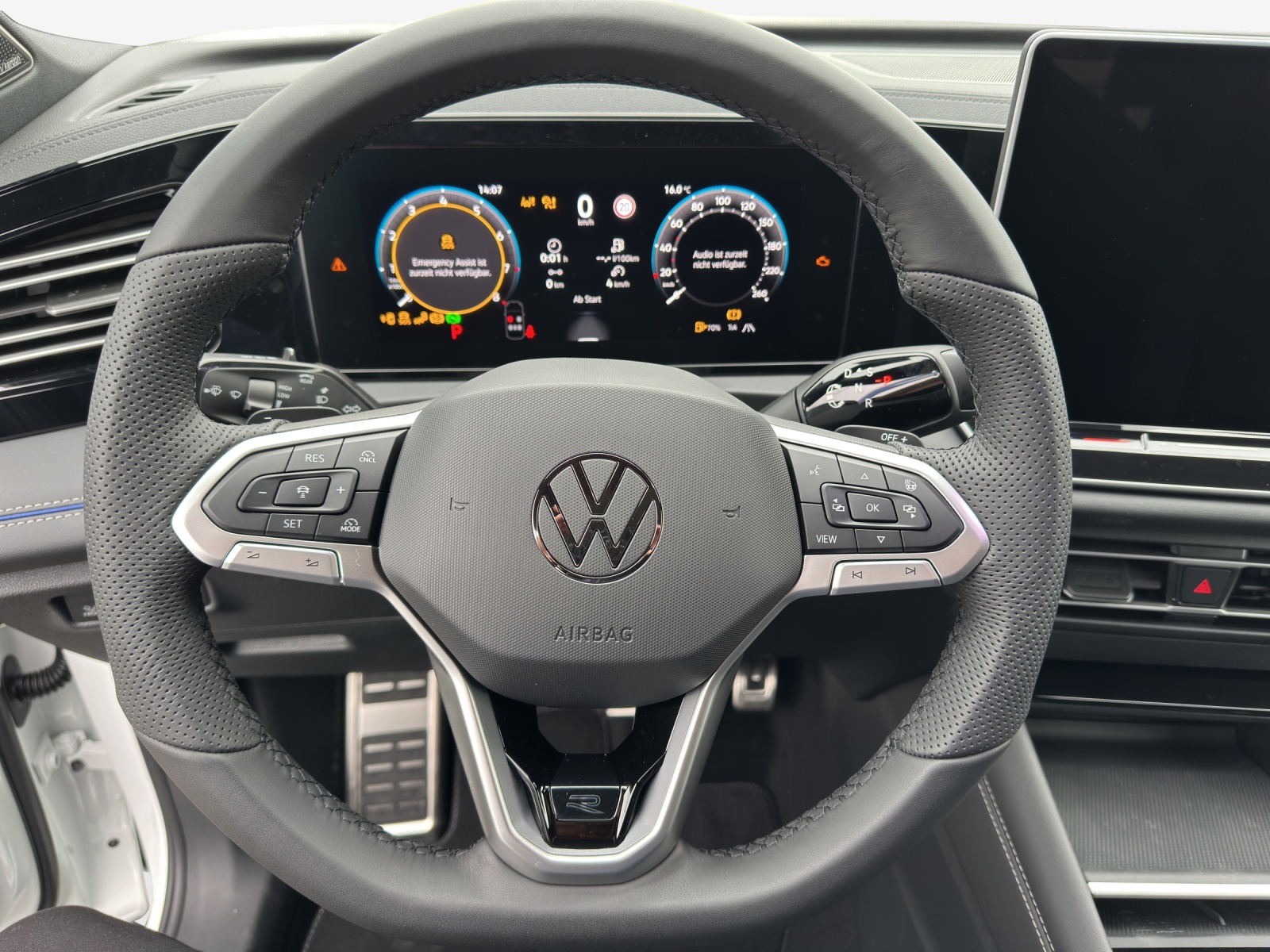 VW Tiguan 2.0 TSI DSG R-Line 4Motion-image-9