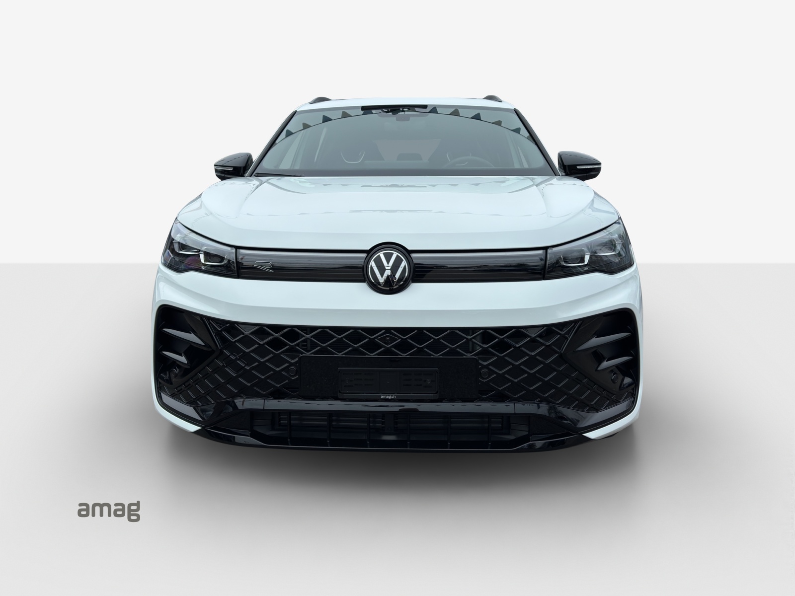 VW Tiguan 2.0 TSI DSG R-Line 4Motion-image-6