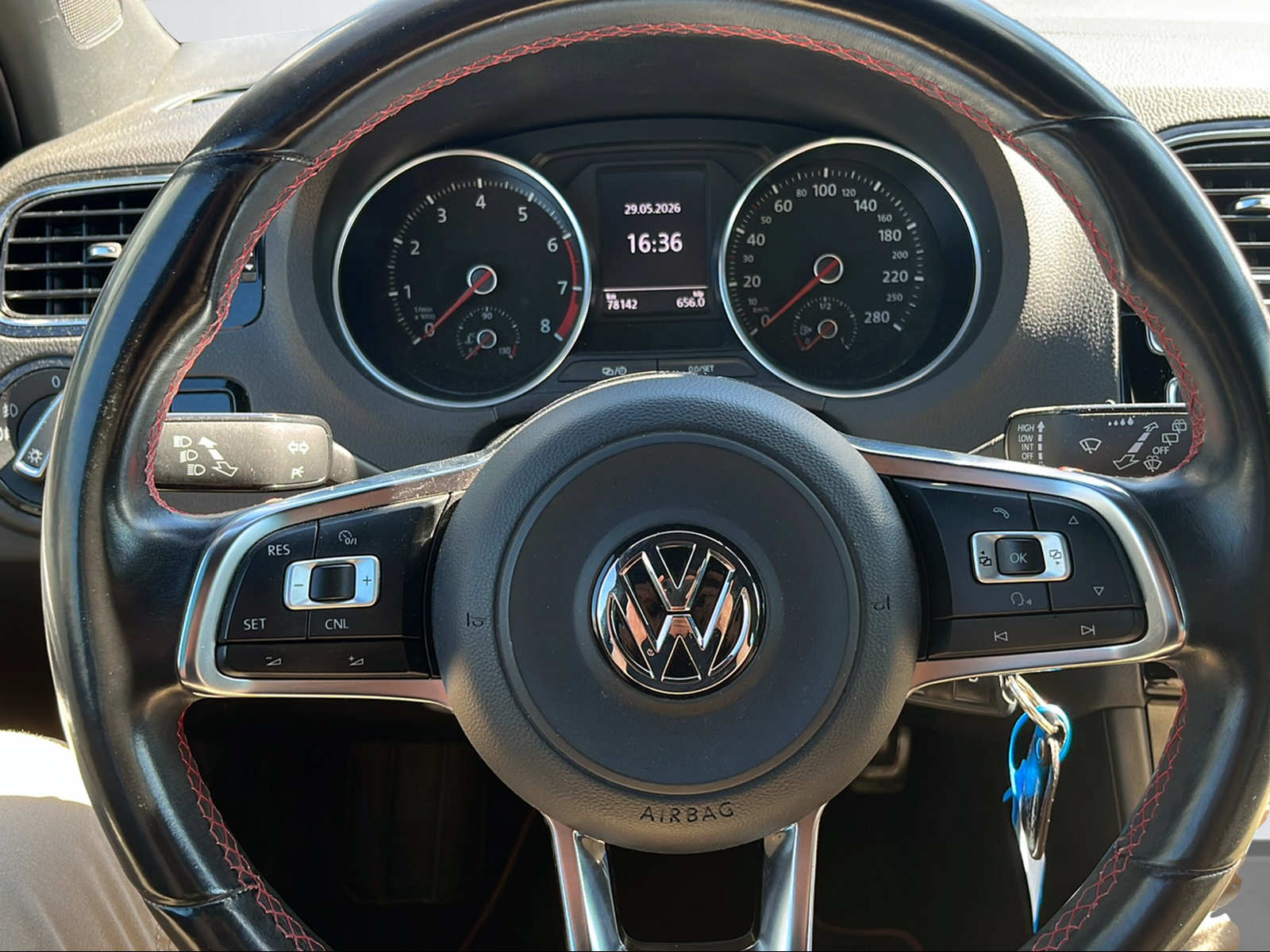 VW POLO GTI-image-11