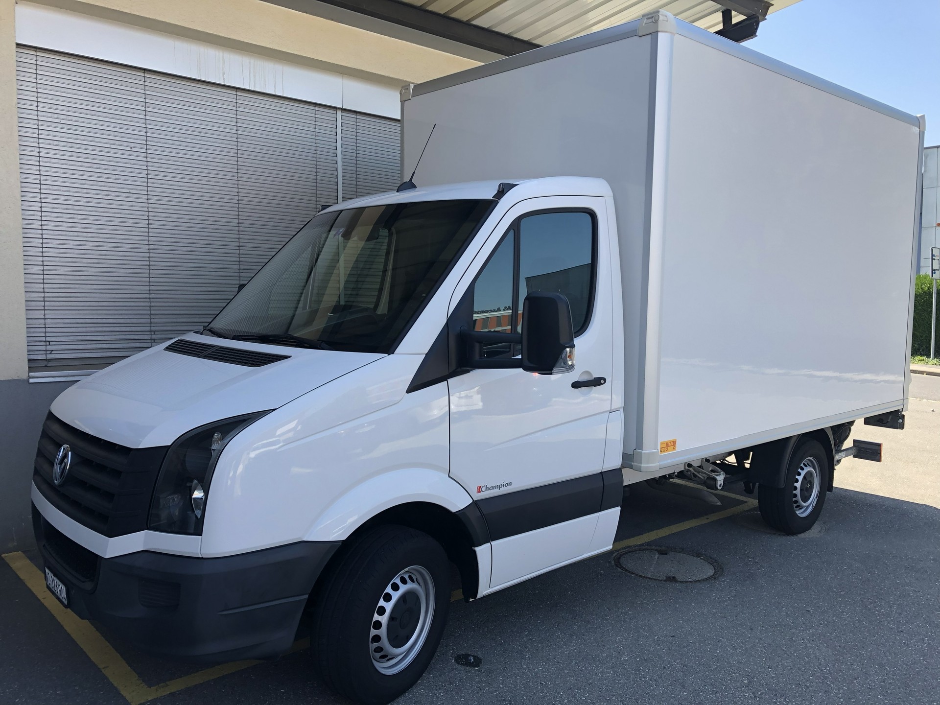 VW Crafter 35 2.0 TDI-image-0