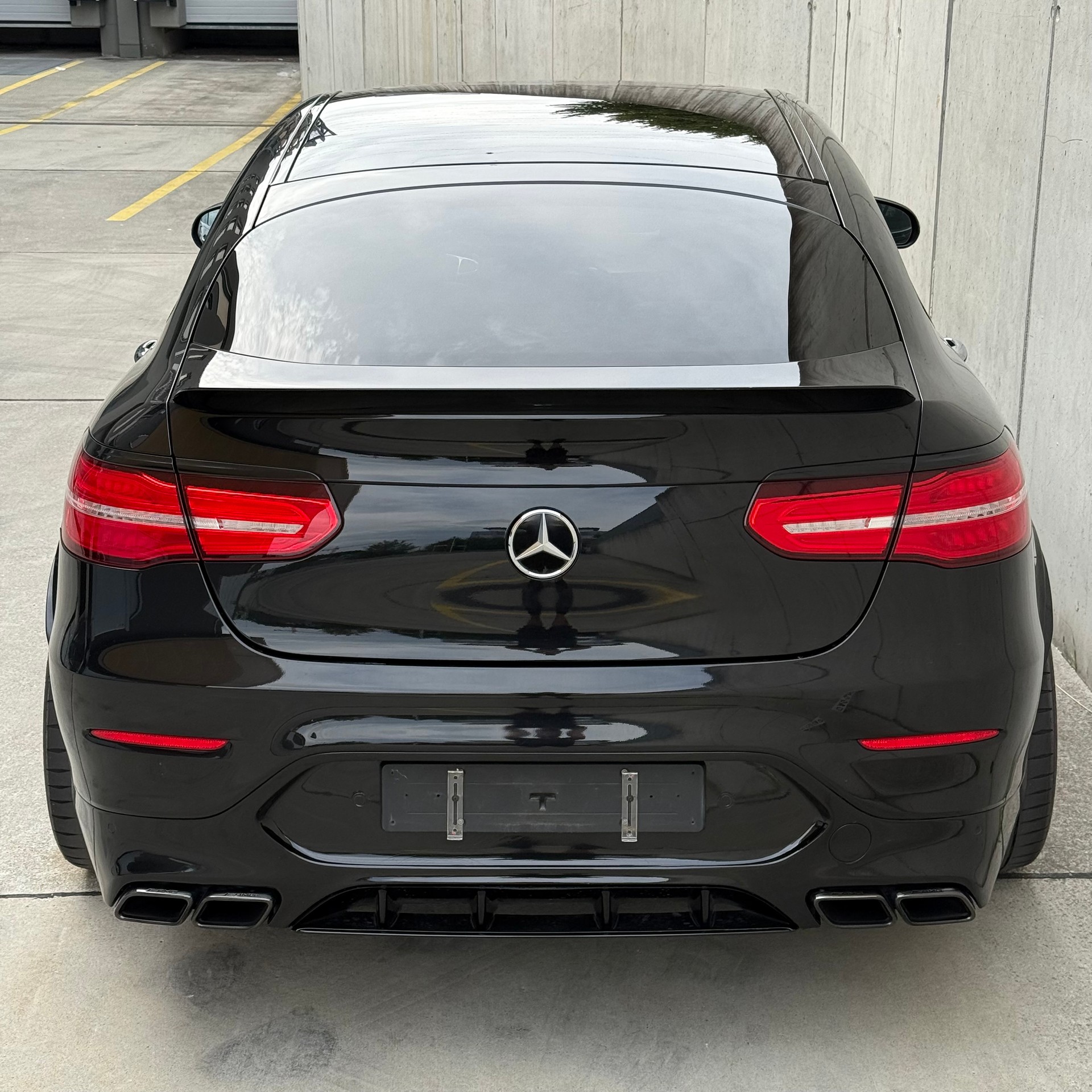 MERCEDES-BENZ GLC Coupé 63 S AMG 4Matic+ 9G-Tronic-image-4