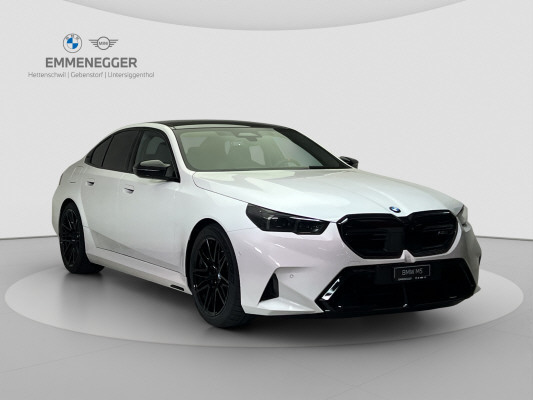 BMW M5 xDrive-image-6
