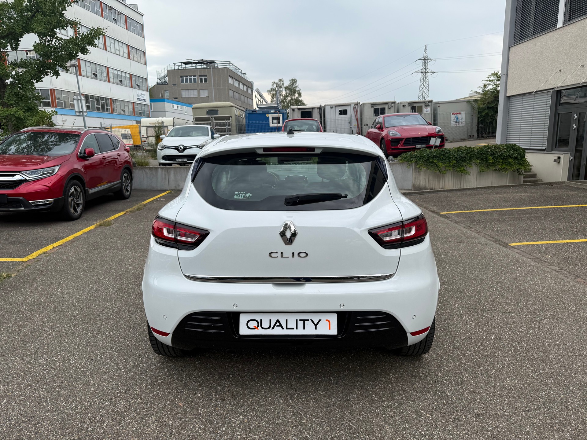 RENAULT Clio 1.2 16V T 90th Anniversaary EDC-image-4