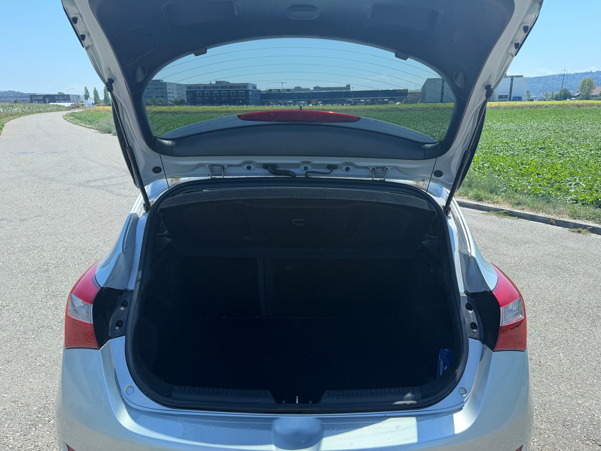 HYUNDAI i30 1.6 GDI Style **FRISCH AB MFK**-image-15