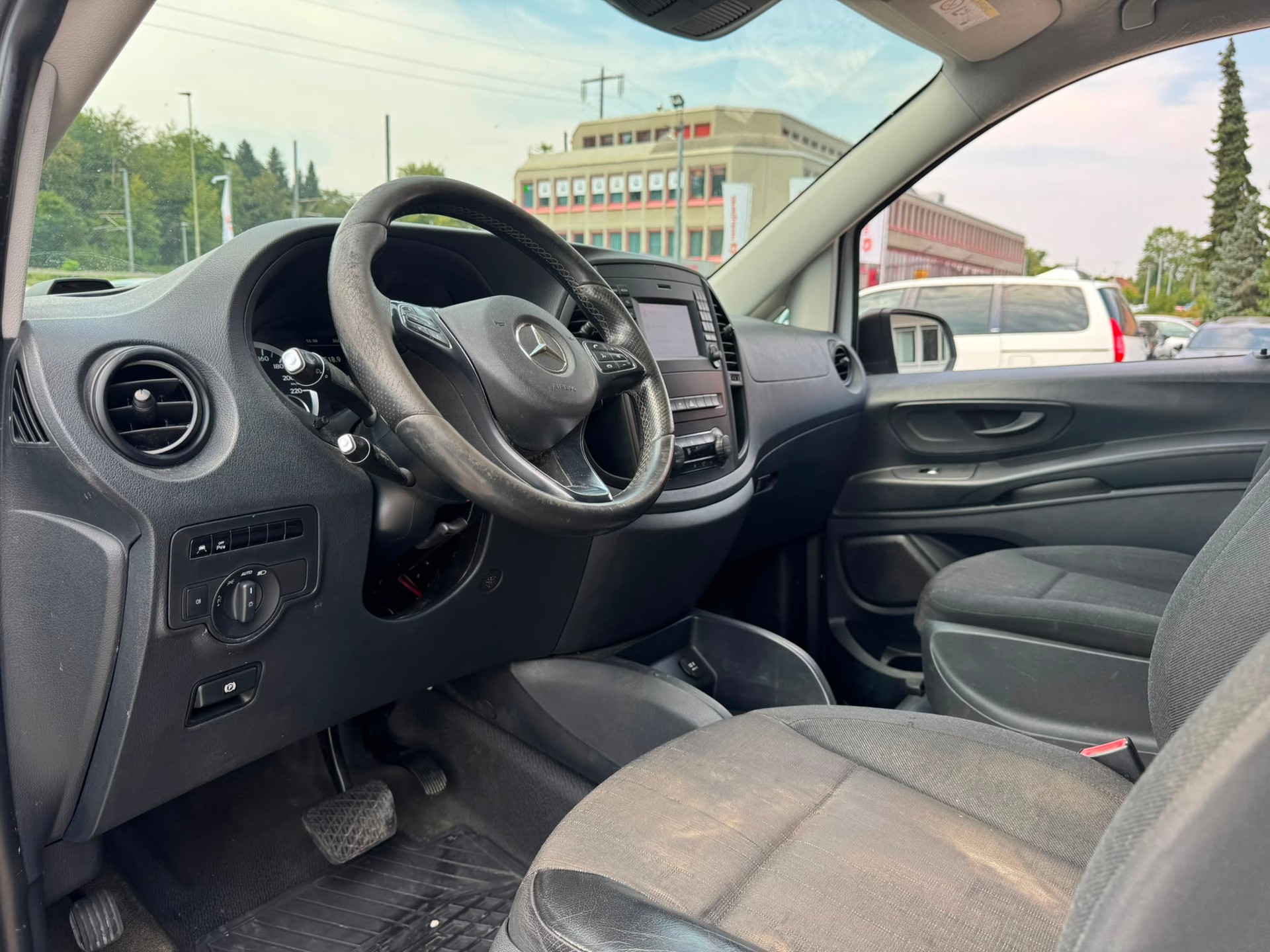 MERCEDES-BENZ Vito 119 BlueTEC EL 7G-Tronic Euro 6-image-11