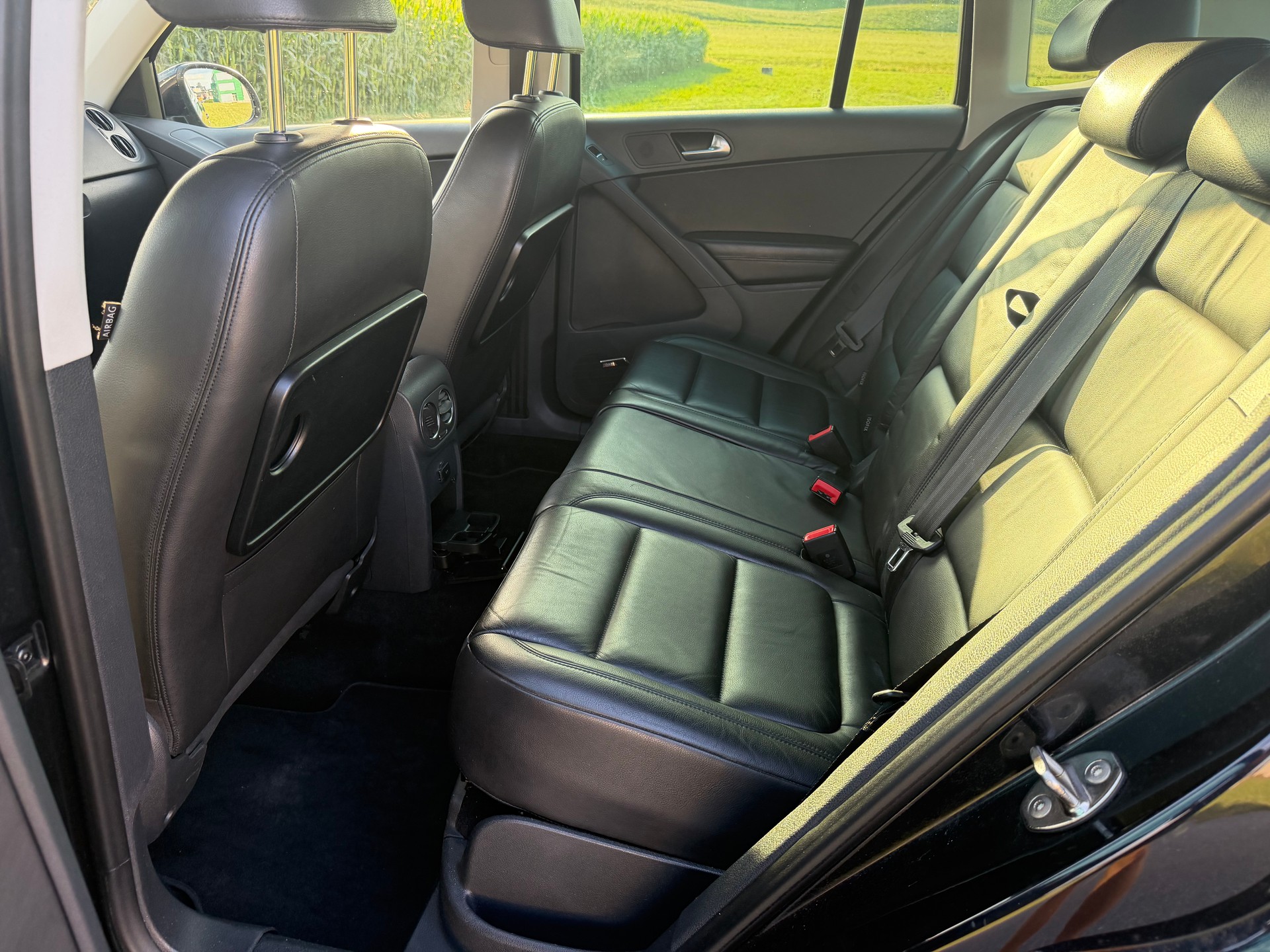 VW Tiguan 2.0 TSI Team-image-10