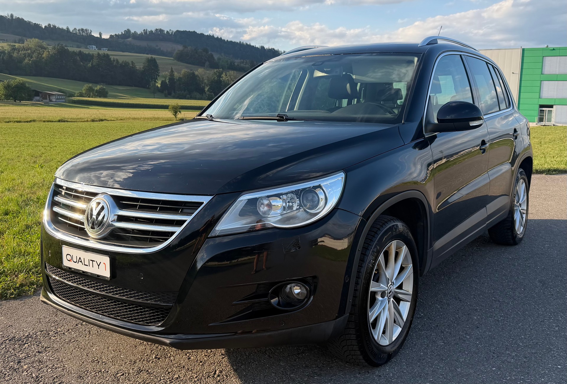 VW Tiguan 2.0 TSI Team-image-0